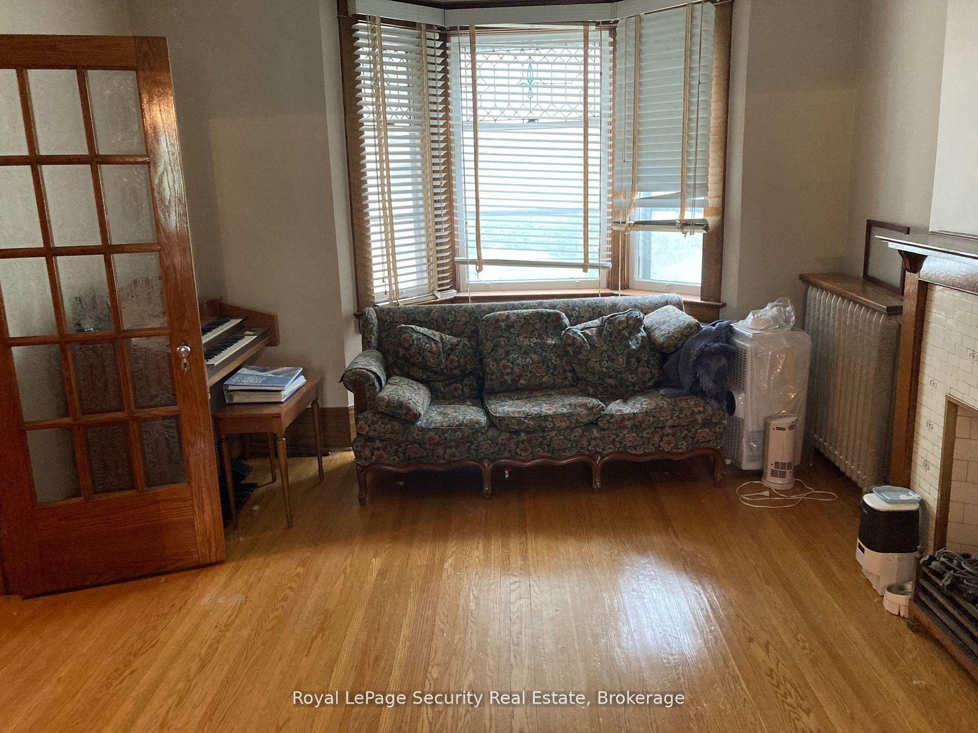 Photo 20 of 122 Delaware Avenue, Toronto, Palmerston-Little Italy — HOMEH