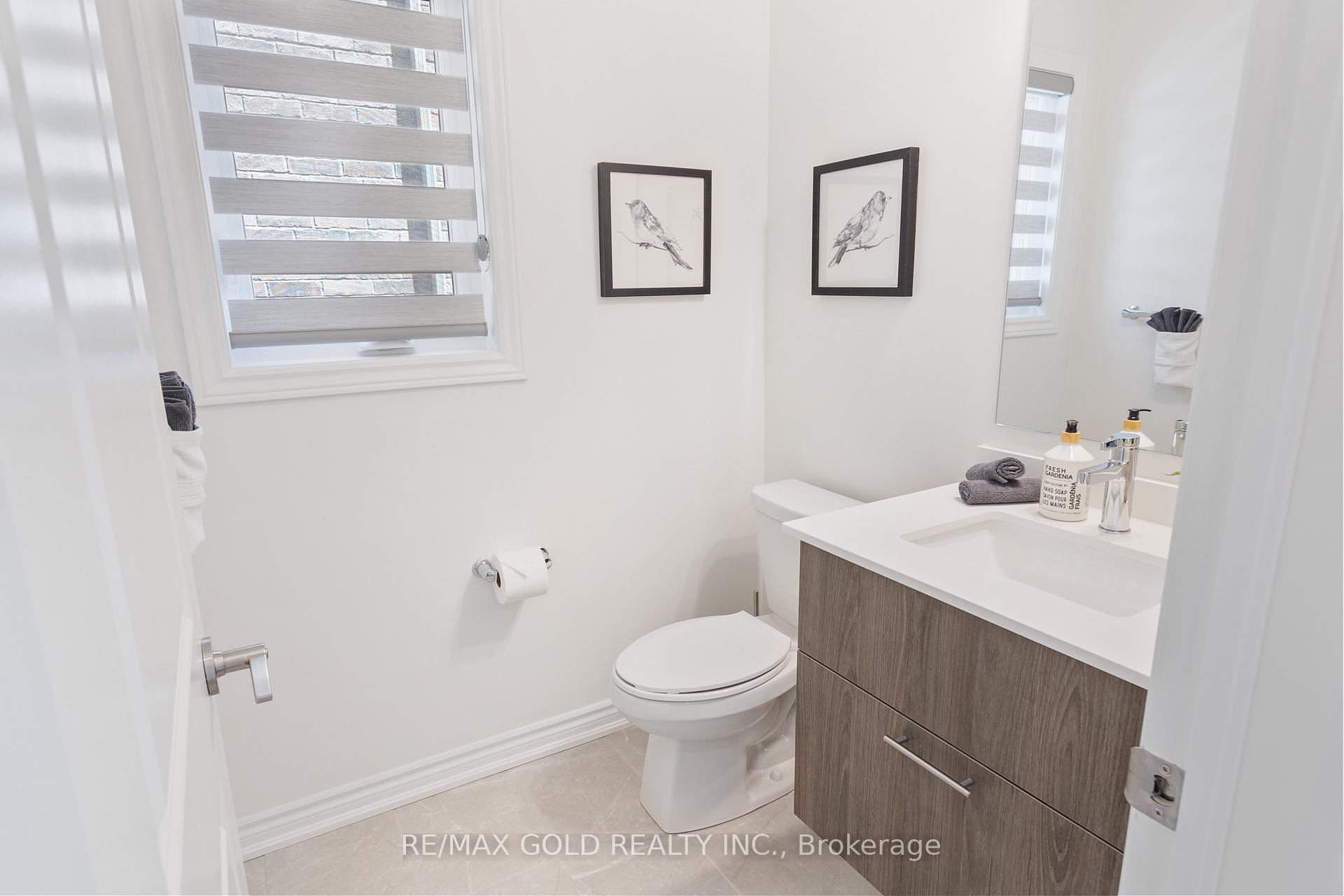 Photo 9 of 91 Phoenix Boulevard, Barrie, Painswick South — HOMEH