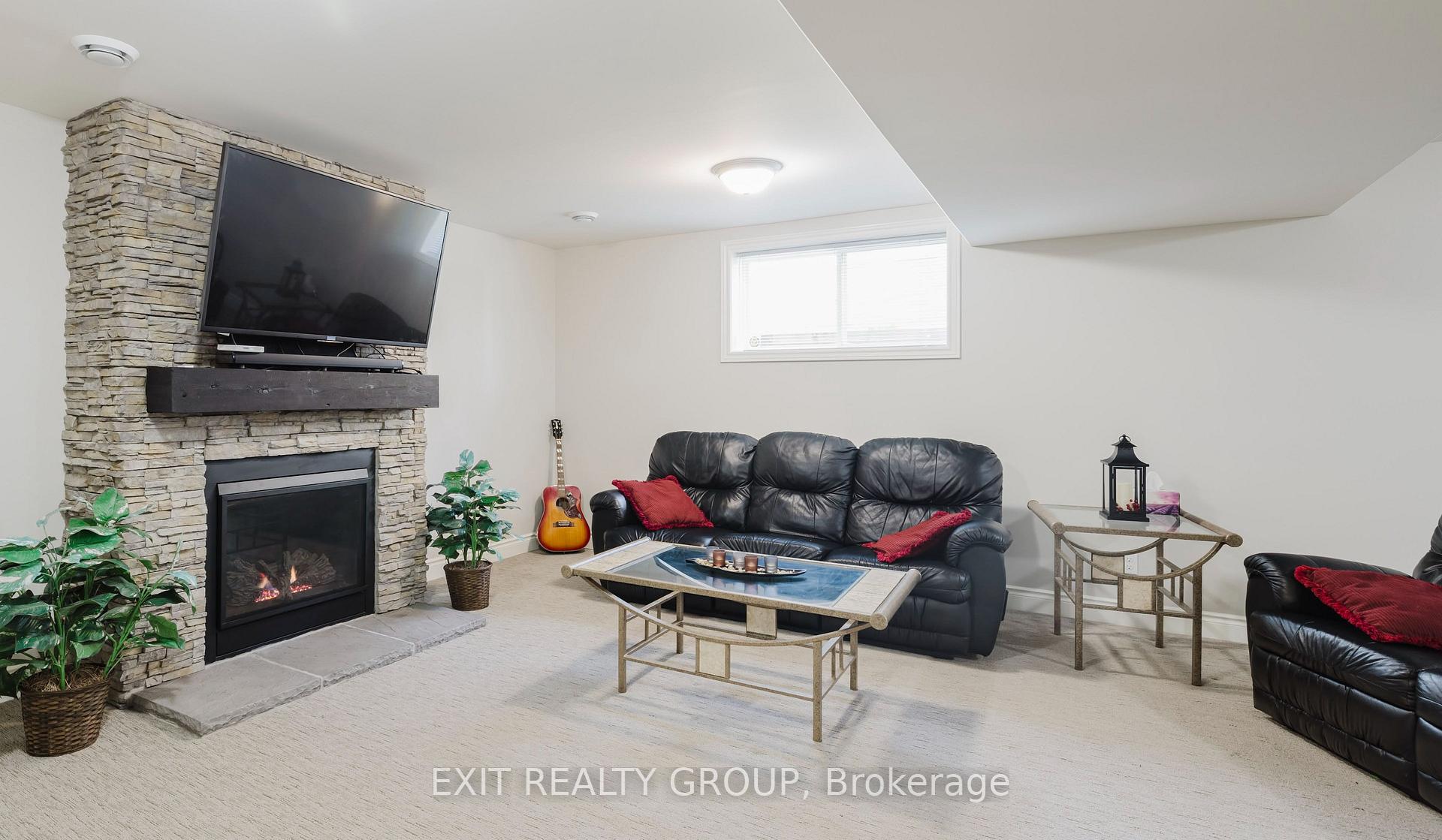 Photo 20 of 53 Hampton Ridge Drive, Belleville, Belleville Ward — HOMEH