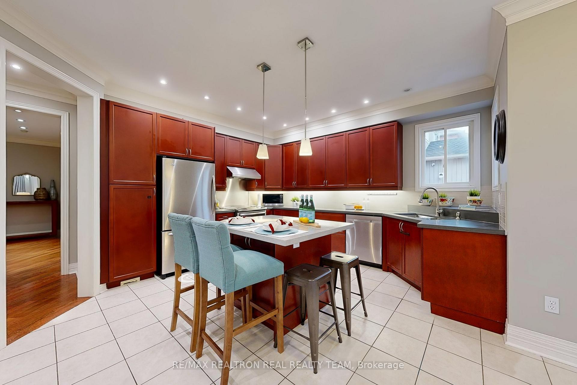 Photo 13 of 89 Cachet Boulevard, Whitby, Brooklin — HOMEH