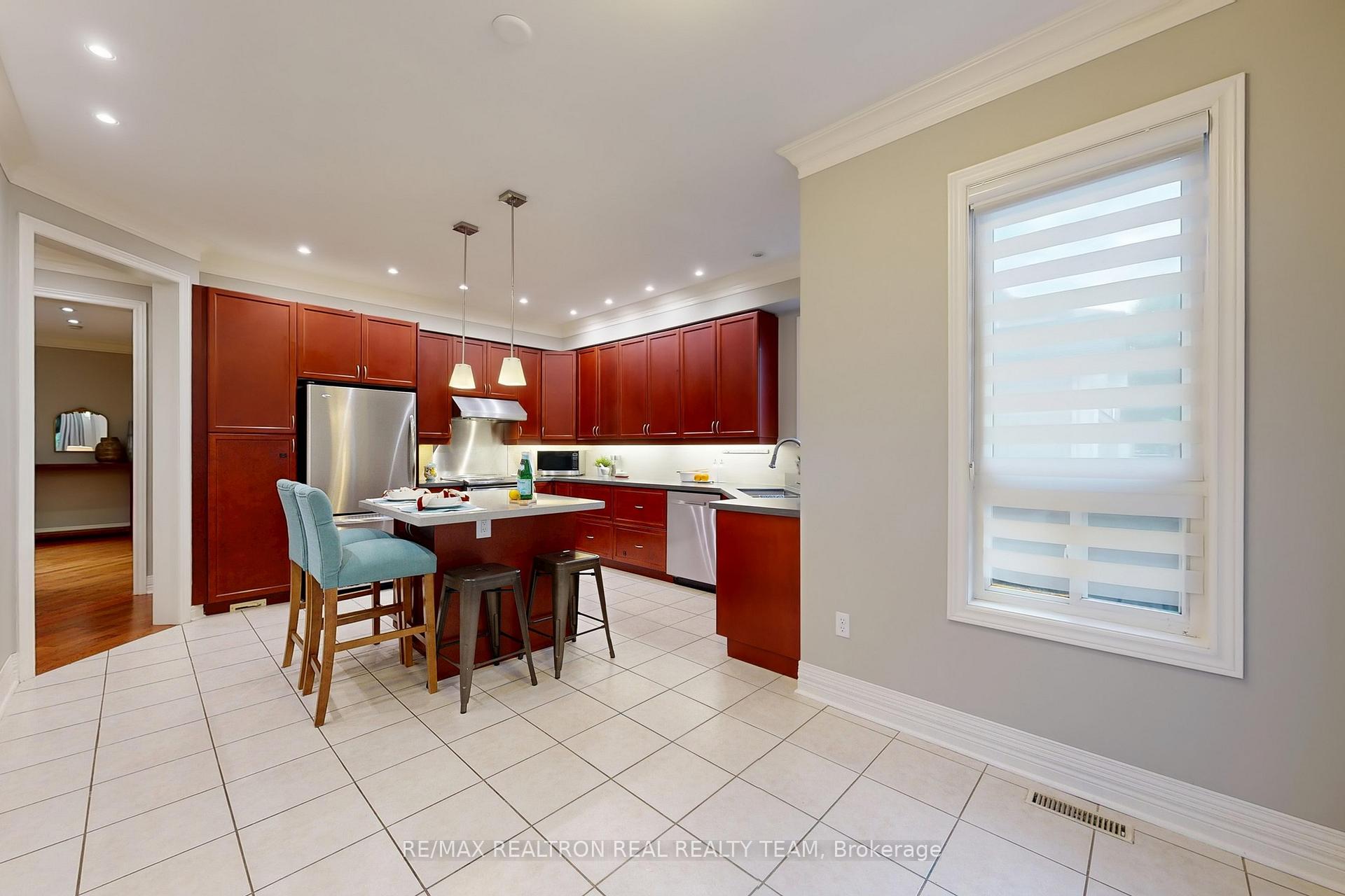 Photo 15 of 89 Cachet Boulevard, Whitby, Brooklin — HOMEH
