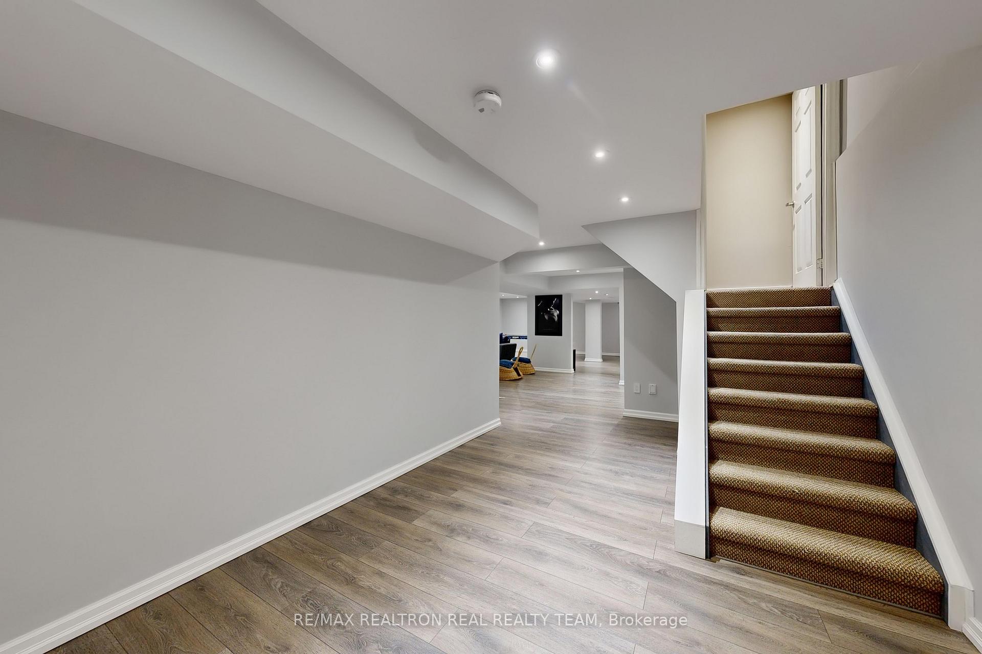 Photo 30 of 89 Cachet Boulevard, Whitby, Brooklin — HOMEH
