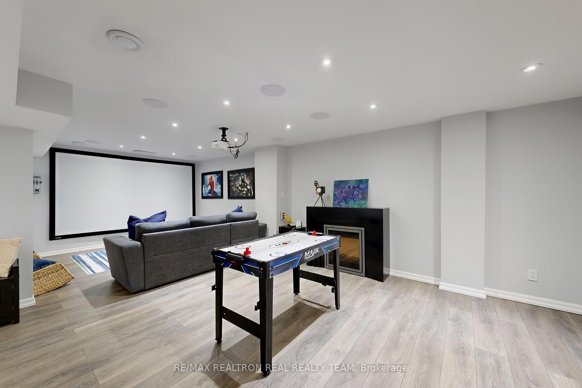 Photo 31 of 89 Cachet Boulevard, Whitby, Brooklin — HOMEH