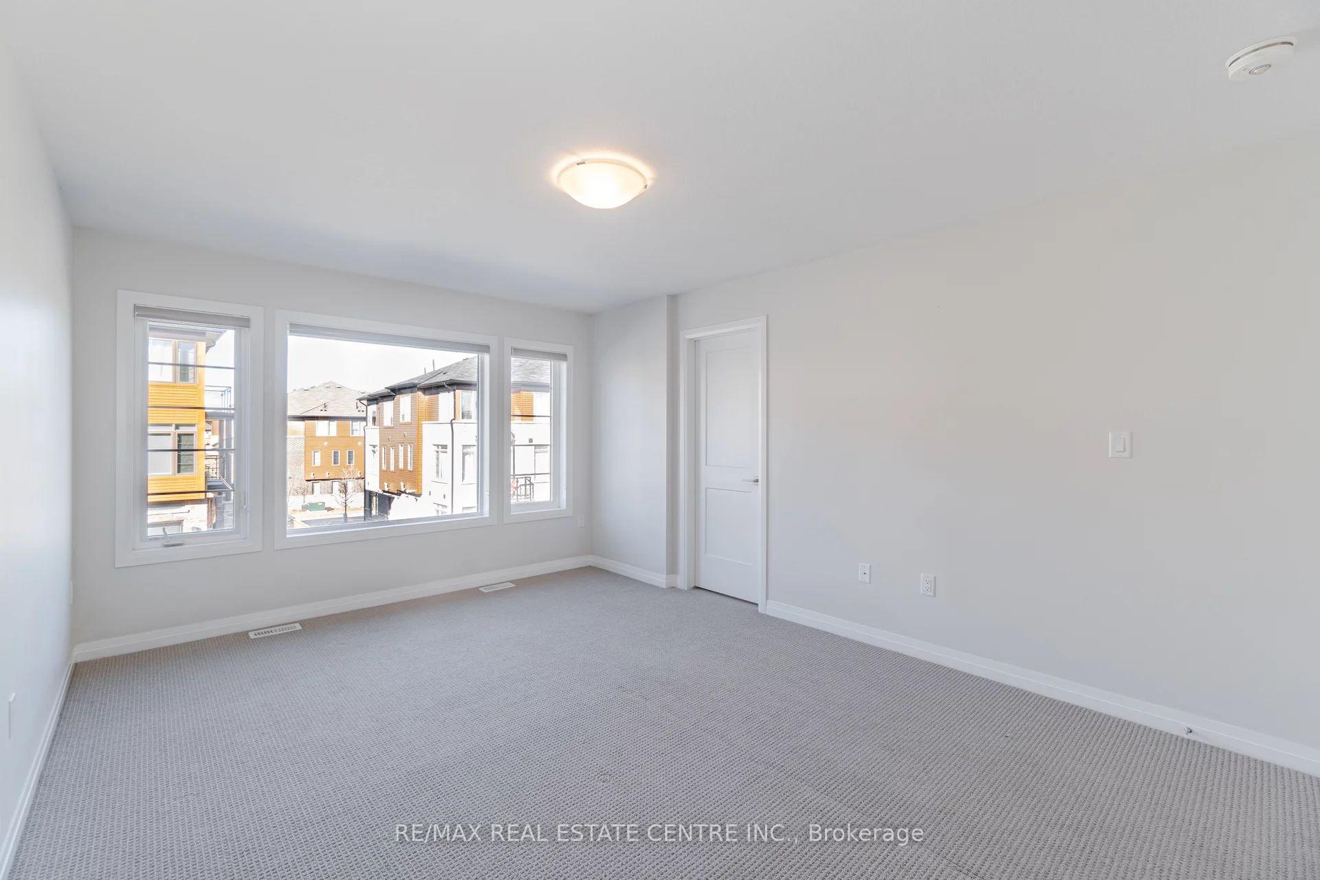 Photo 10 of Unit 48, 30 Times Square Boulevard, Hamilton, Stoney Creek Mountain — HOMEH