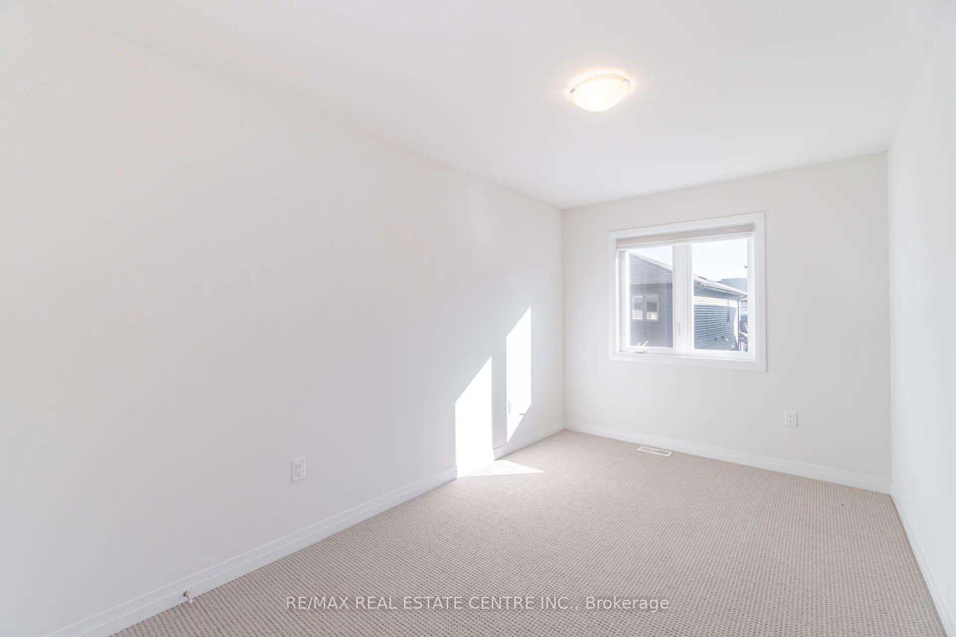 Photo 19 of Unit 48, 30 Times Square Boulevard, Hamilton, Stoney Creek Mountain — HOMEH