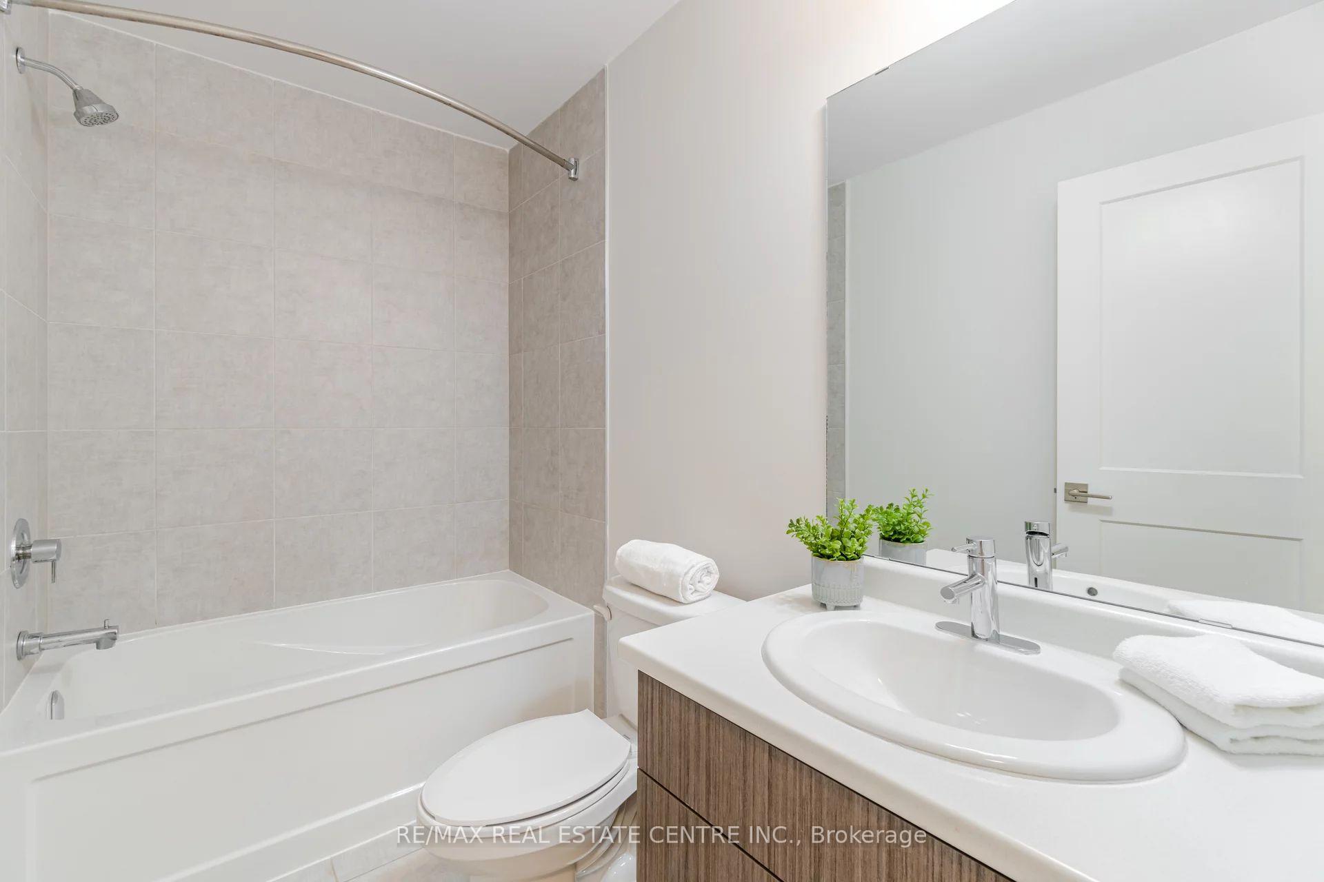 Photo 25 of Unit 48, 30 Times Square Boulevard, Hamilton, Stoney Creek Mountain — HOMEH