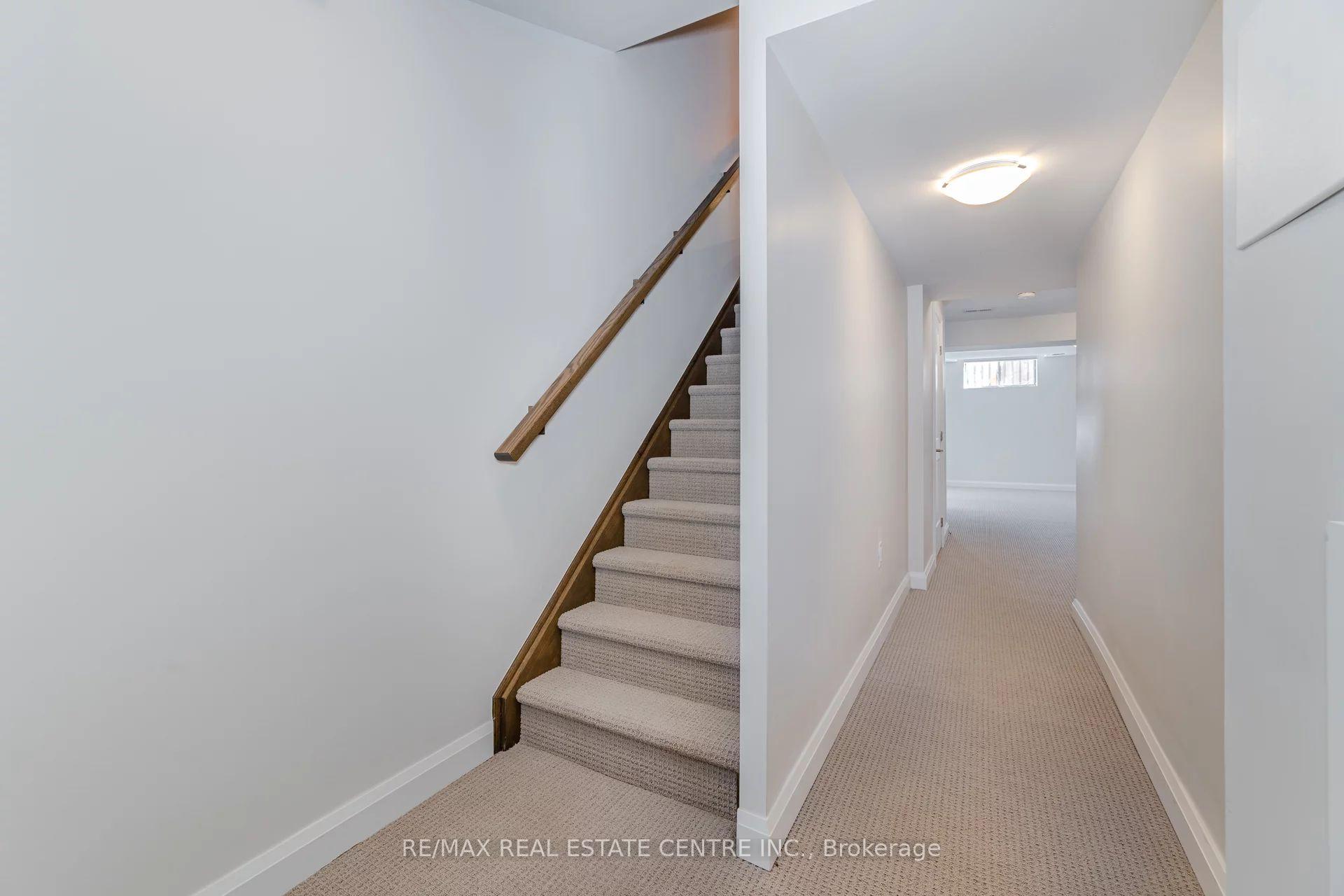 Photo 32 of Unit 48, 30 Times Square Boulevard, Hamilton, Stoney Creek Mountain — HOMEH