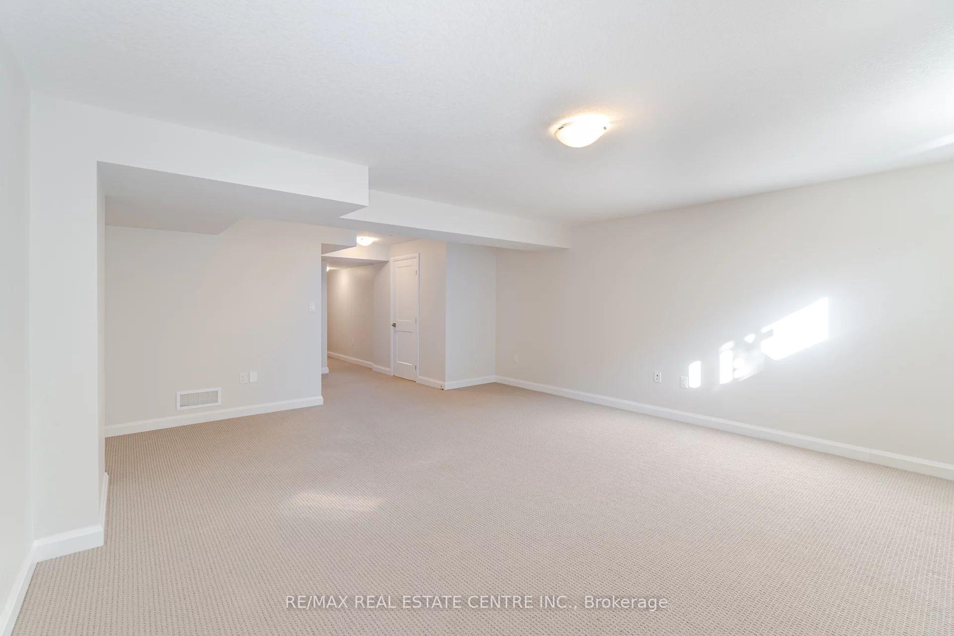 Photo 29 of Unit 48, 30 Times Square Boulevard, Hamilton, Stoney Creek Mountain — HOMEH