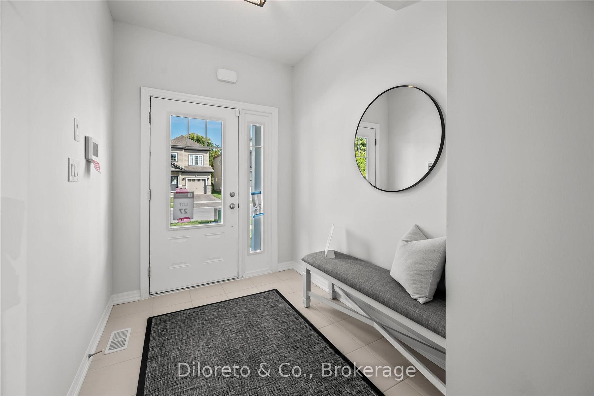 Photo 7 of 29 Bromley Drive, St. Catharines, Port Weller — HOMEH