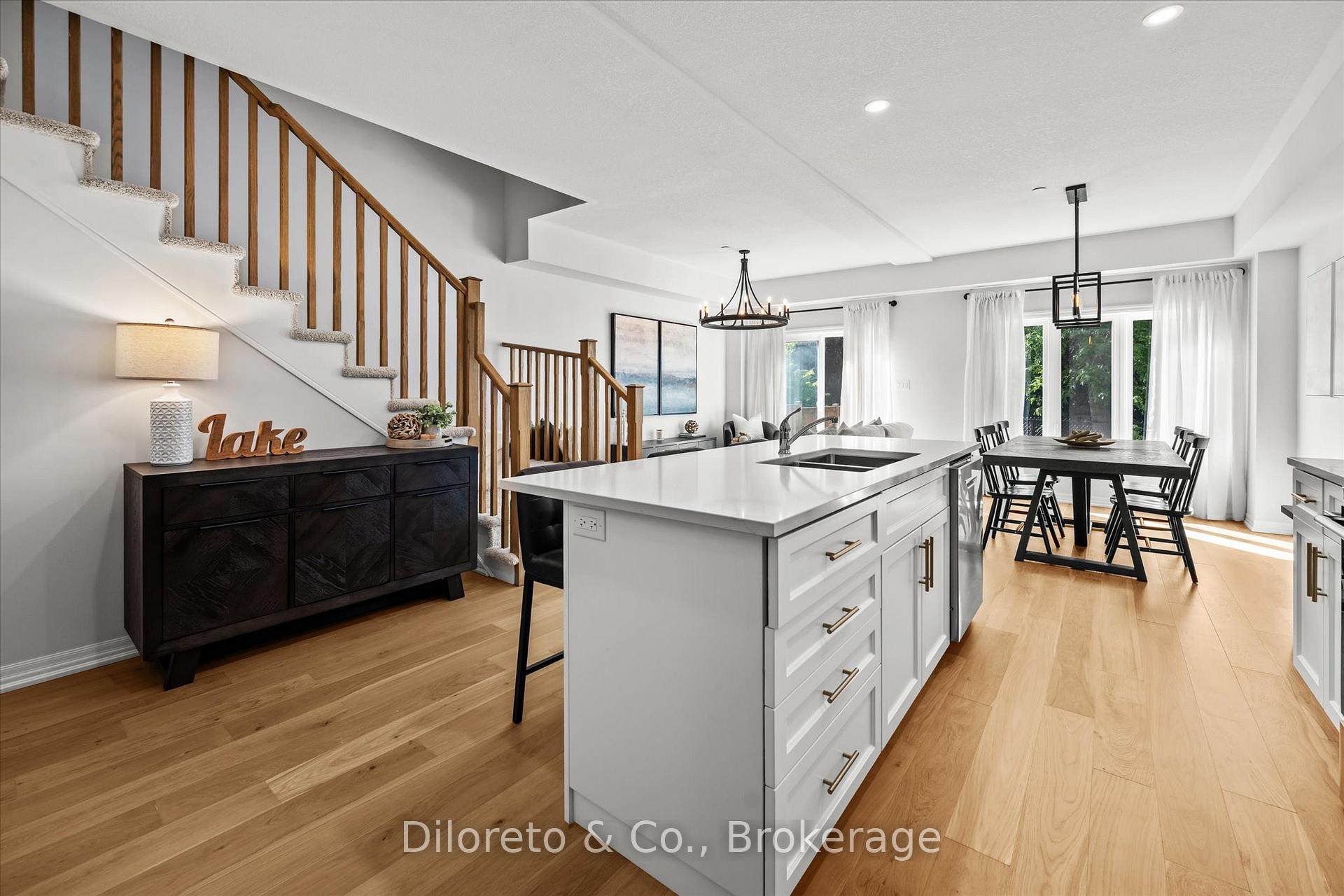 Photo 5 of 29 Bromley Drive, St. Catharines, Port Weller — HOMEH