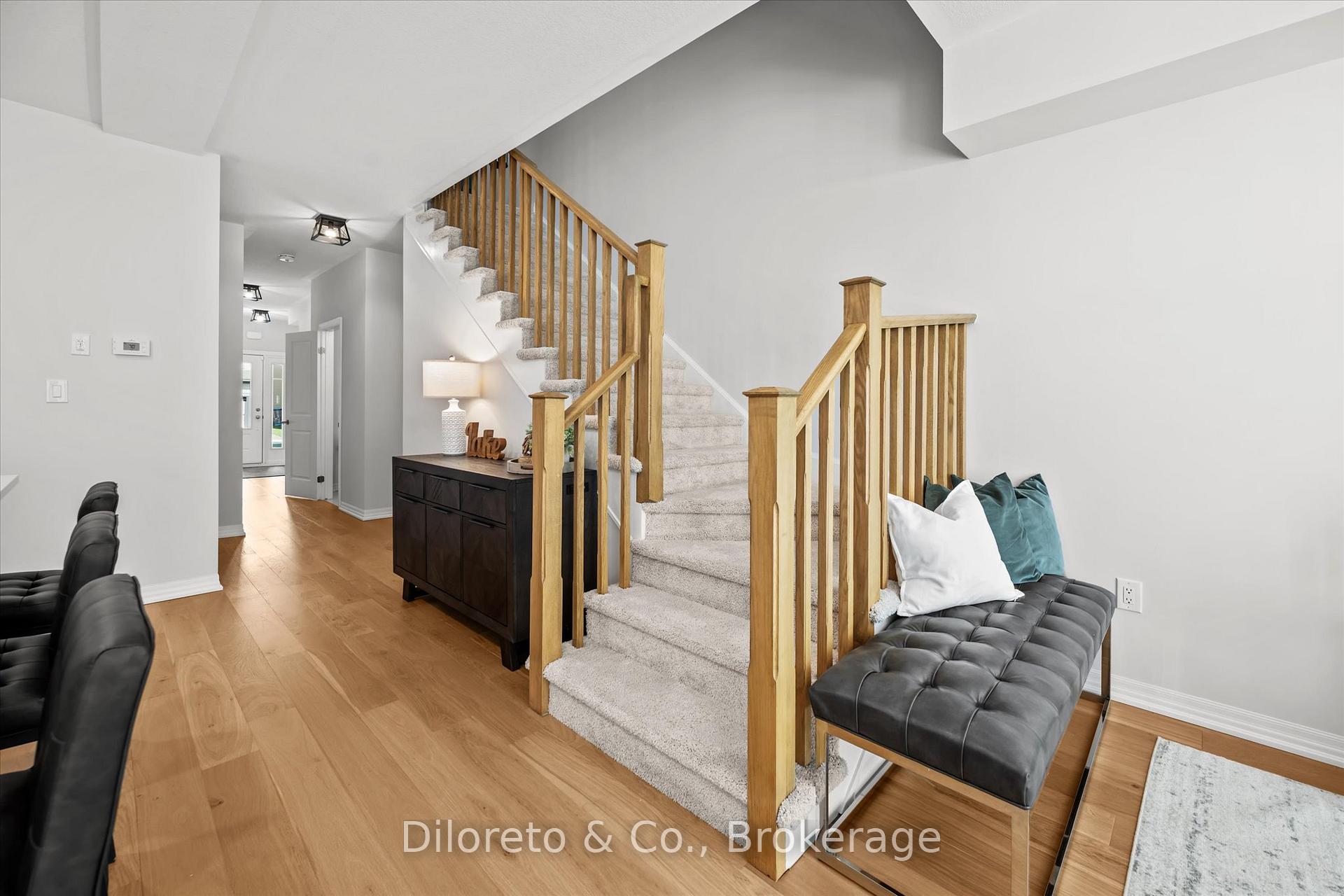 Photo 24 of 29 Bromley Drive, St. Catharines, Port Weller — HOMEH