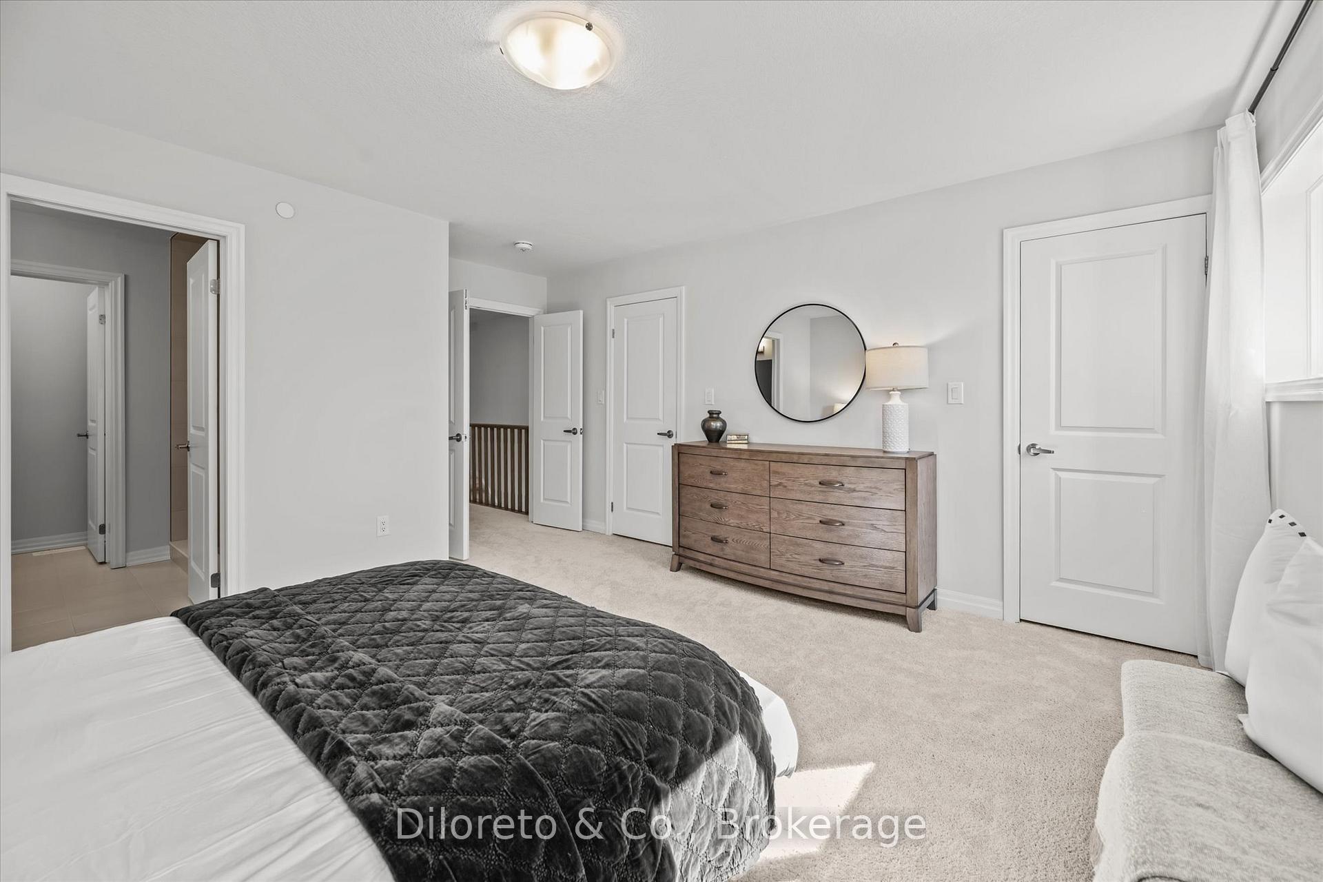Photo 19 of 29 Bromley Drive, St. Catharines, Port Weller — HOMEH