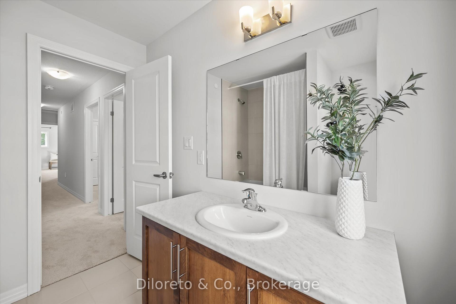 Photo 38 of 29 Bromley Drive, St. Catharines, Port Weller — HOMEH
