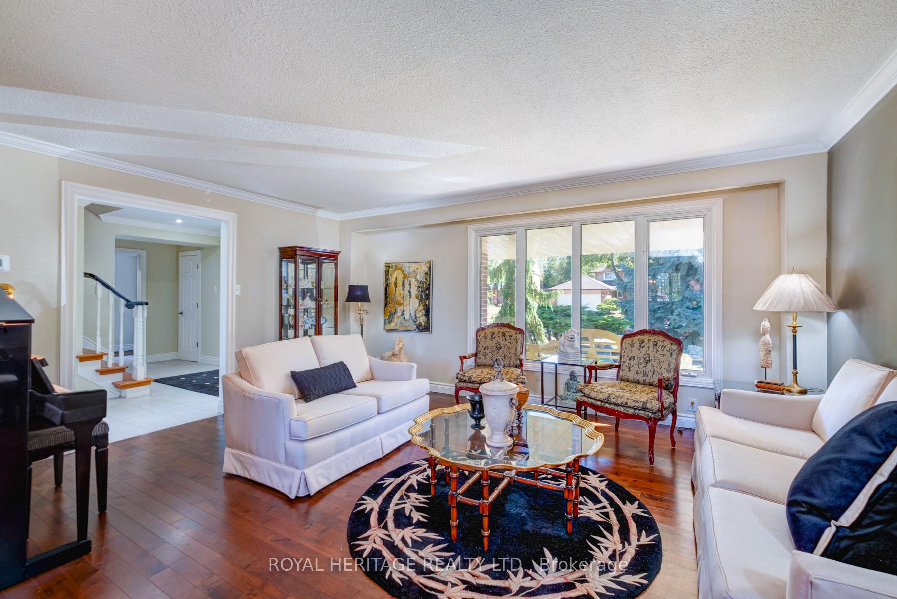 Photo 7 of 10 Anstead Crescent, Ajax, South West — HOMEH