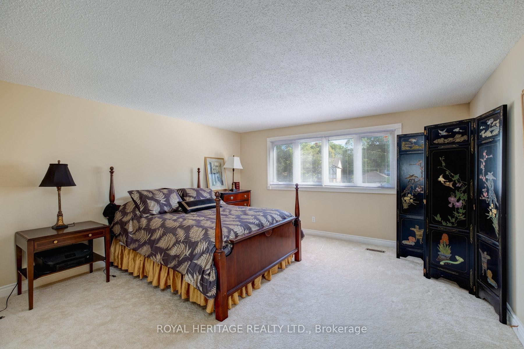 Photo 28 of 10 Anstead Crescent, Ajax, South West — HOMEH