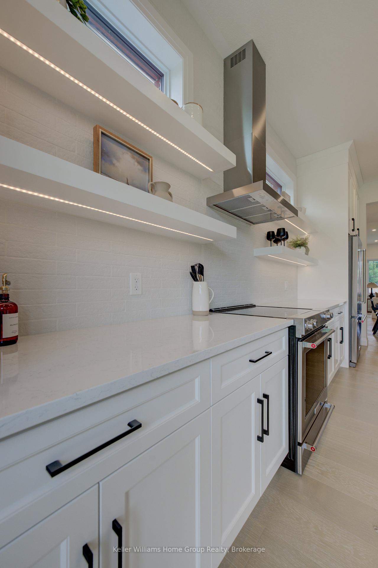 Photo 11 of 210 Carrington Drive, Guelph, Kortright West — HOMEH