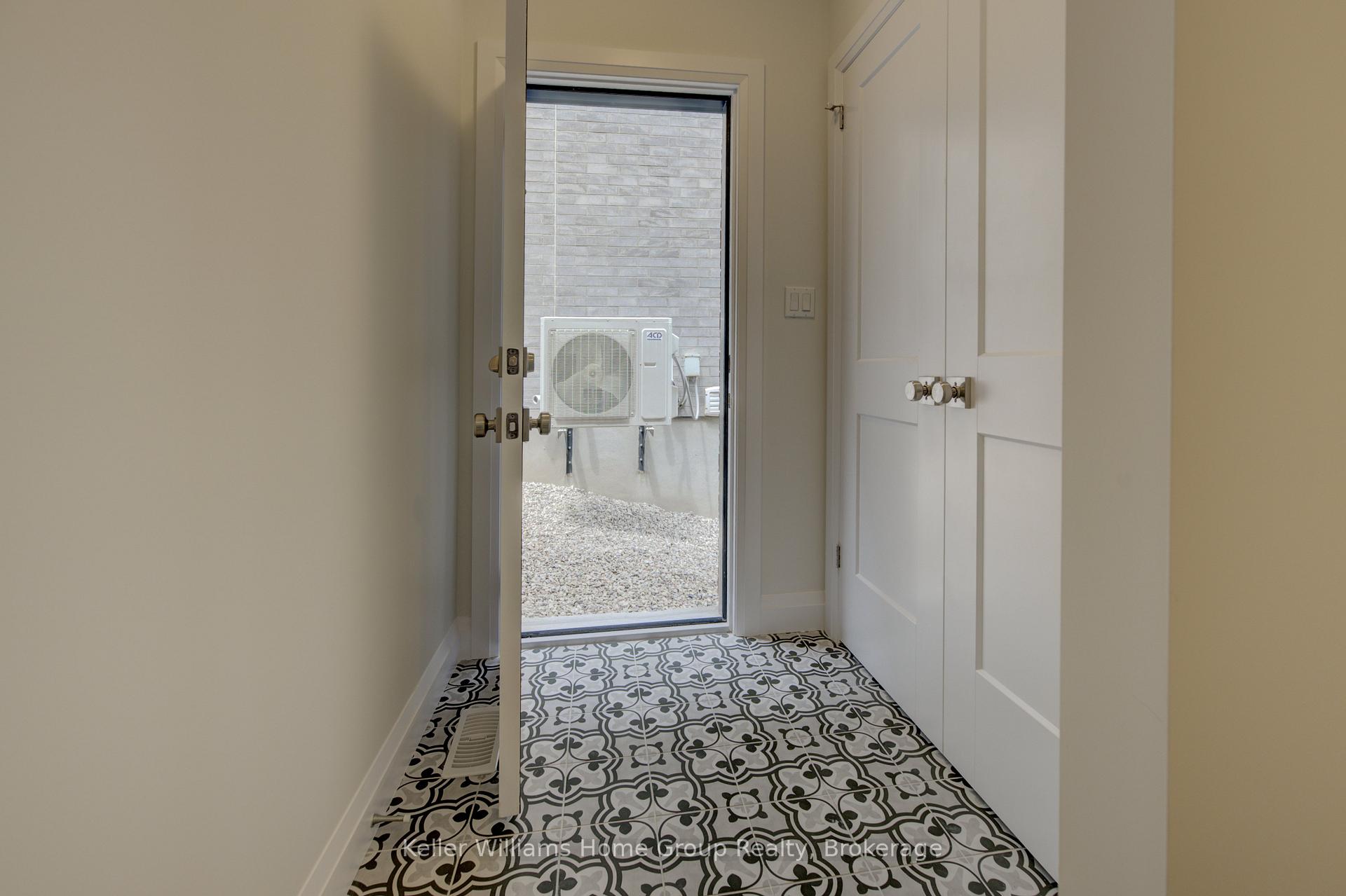 Photo 42 of 210 Carrington Drive, Guelph, Kortright West — HOMEH