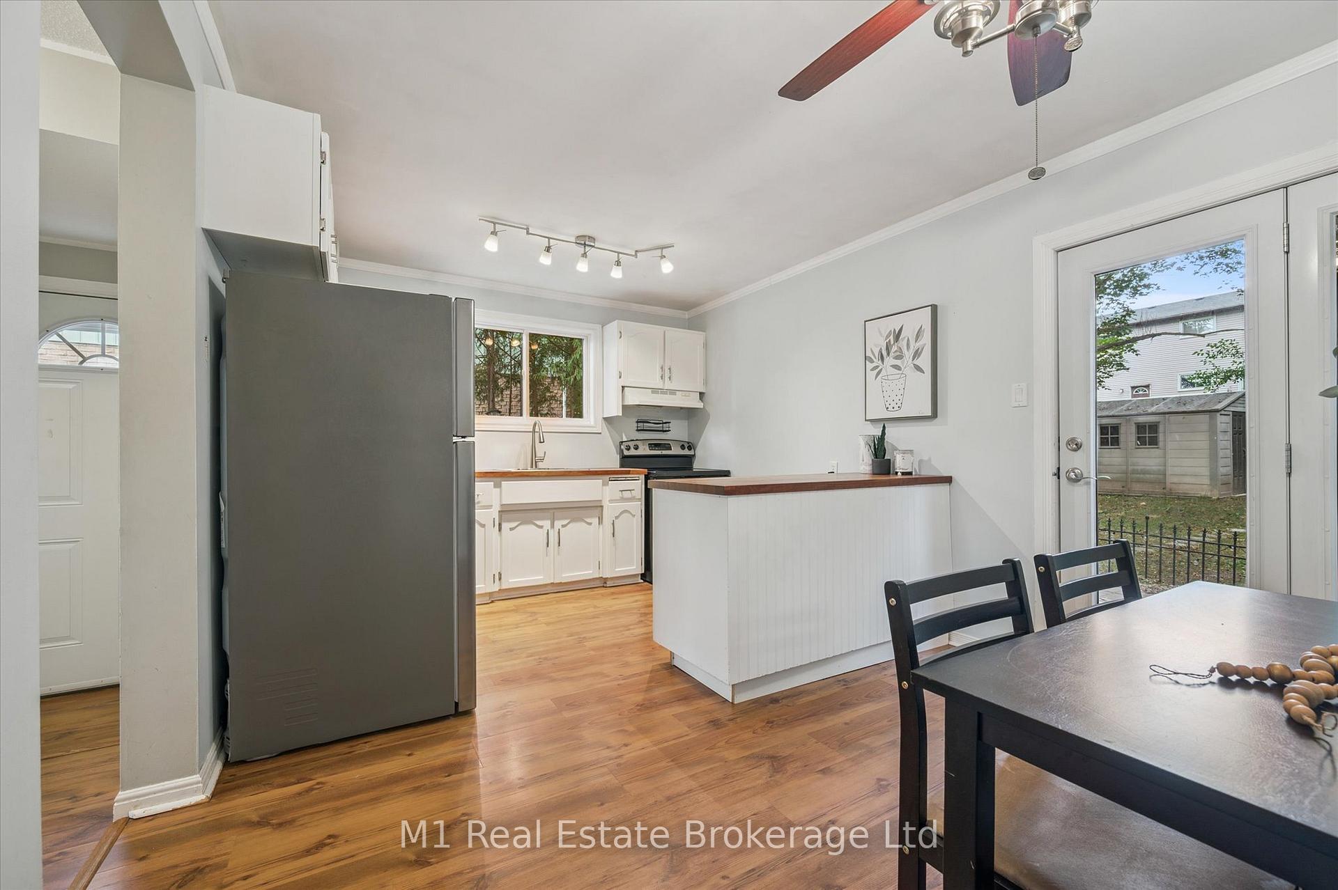 Photo 11 of 304 Cole Road, Guelph, Kortright West — HOMEH