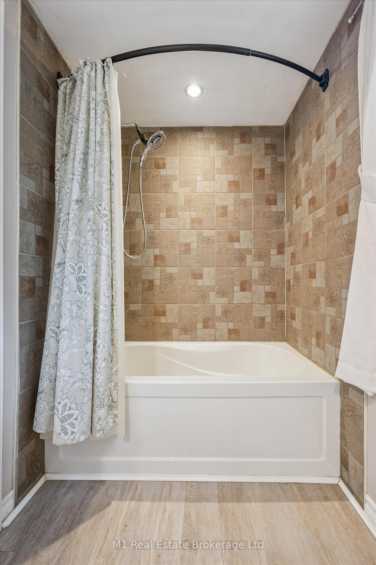 Photo 31 of 304 Cole Road, Guelph, Kortright West — HOMEH