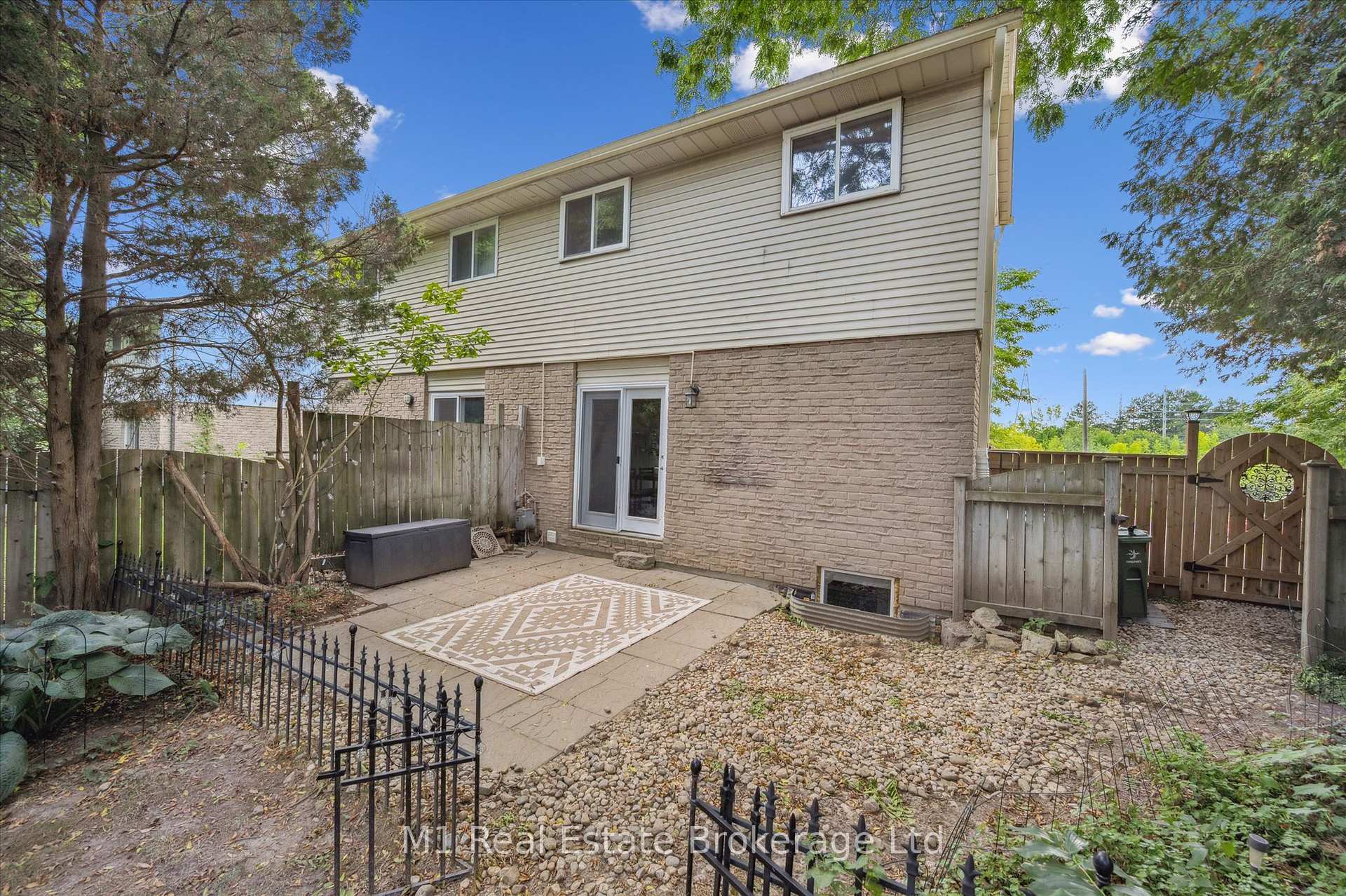 Photo 32 of 304 Cole Road, Guelph, Kortright West — HOMEH