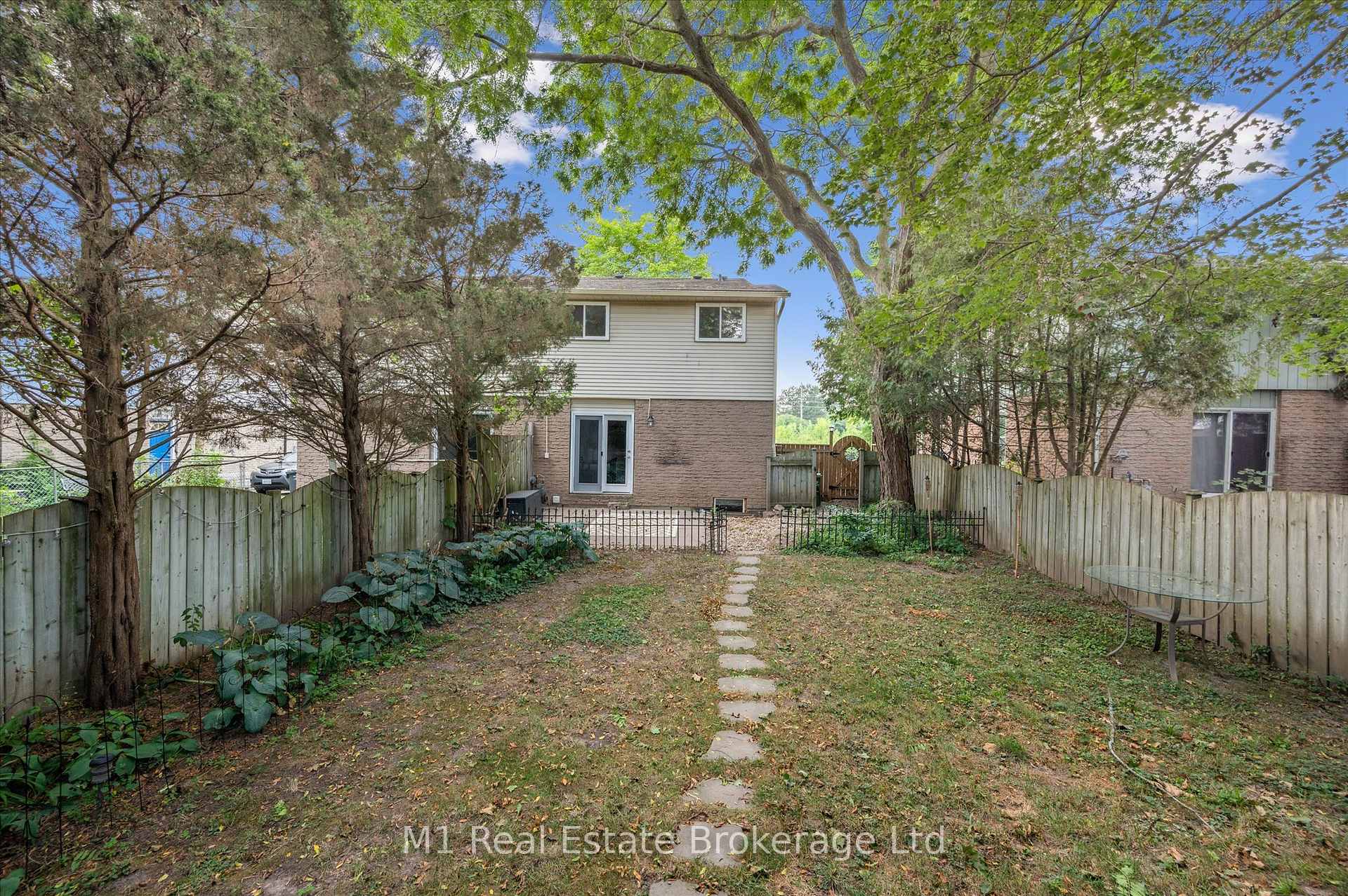 Photo 33 of 304 Cole Road, Guelph, Kortright West — HOMEH