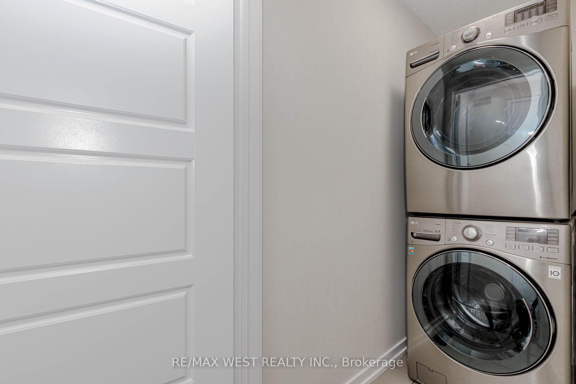 Photo 26 of 74 Pagebrook Crescent, Hamilton, Stoney Creek Mountain — HOMEH