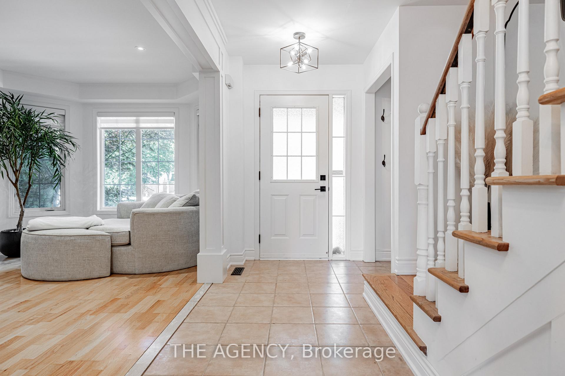 Photo 6 of 45 Castle Park Boulevard, Vaughan, Sonoma Heights — HOMEH