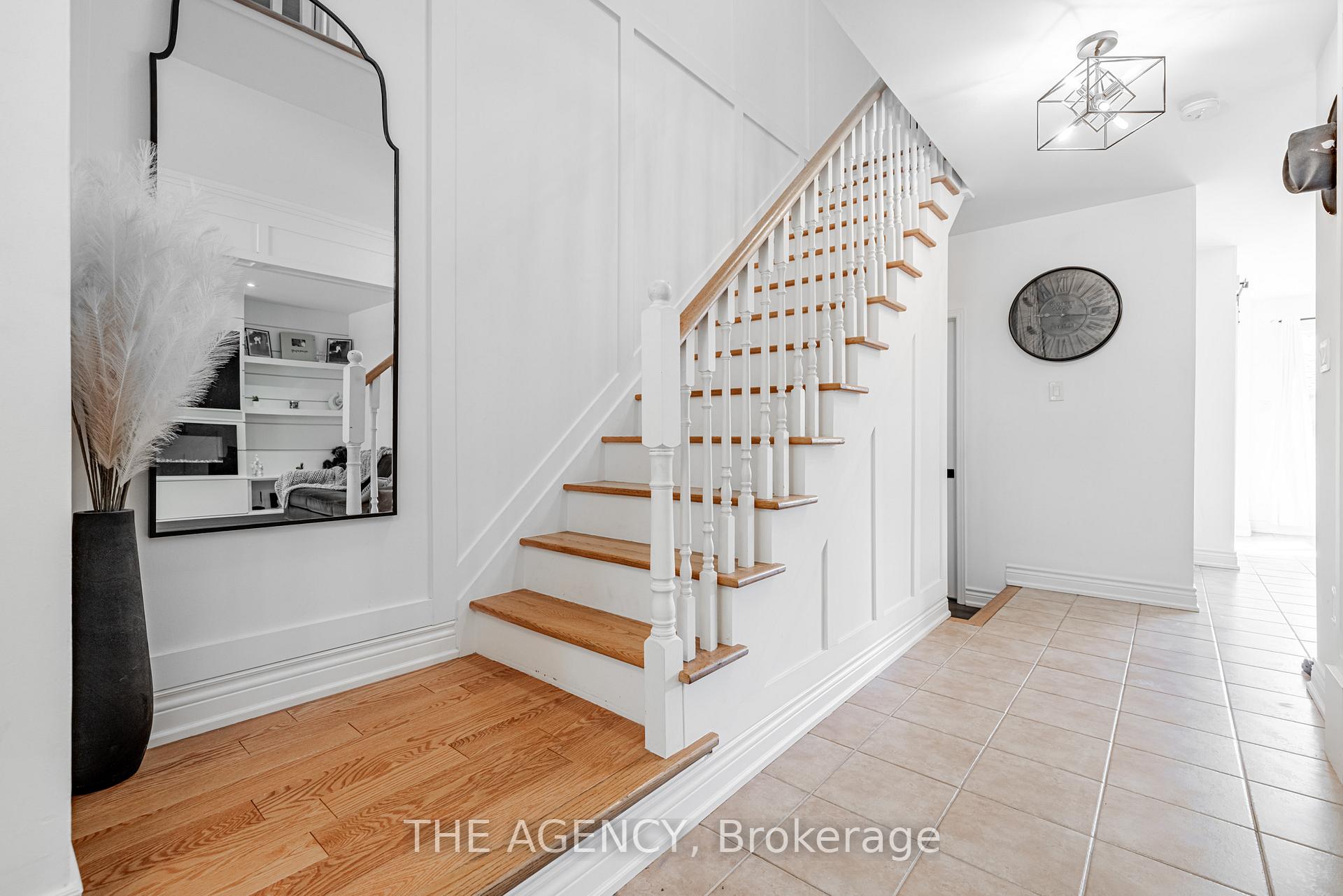 Photo 4 of 45 Castle Park Boulevard, Vaughan, Sonoma Heights — HOMEH