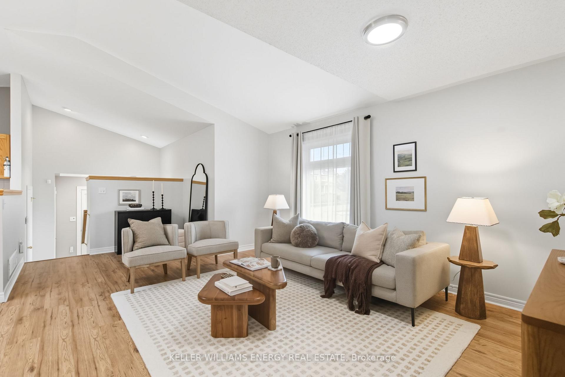 Photo 14 of 1 Daiseyfield Avenue, Clarington, Courtice — HOMEH