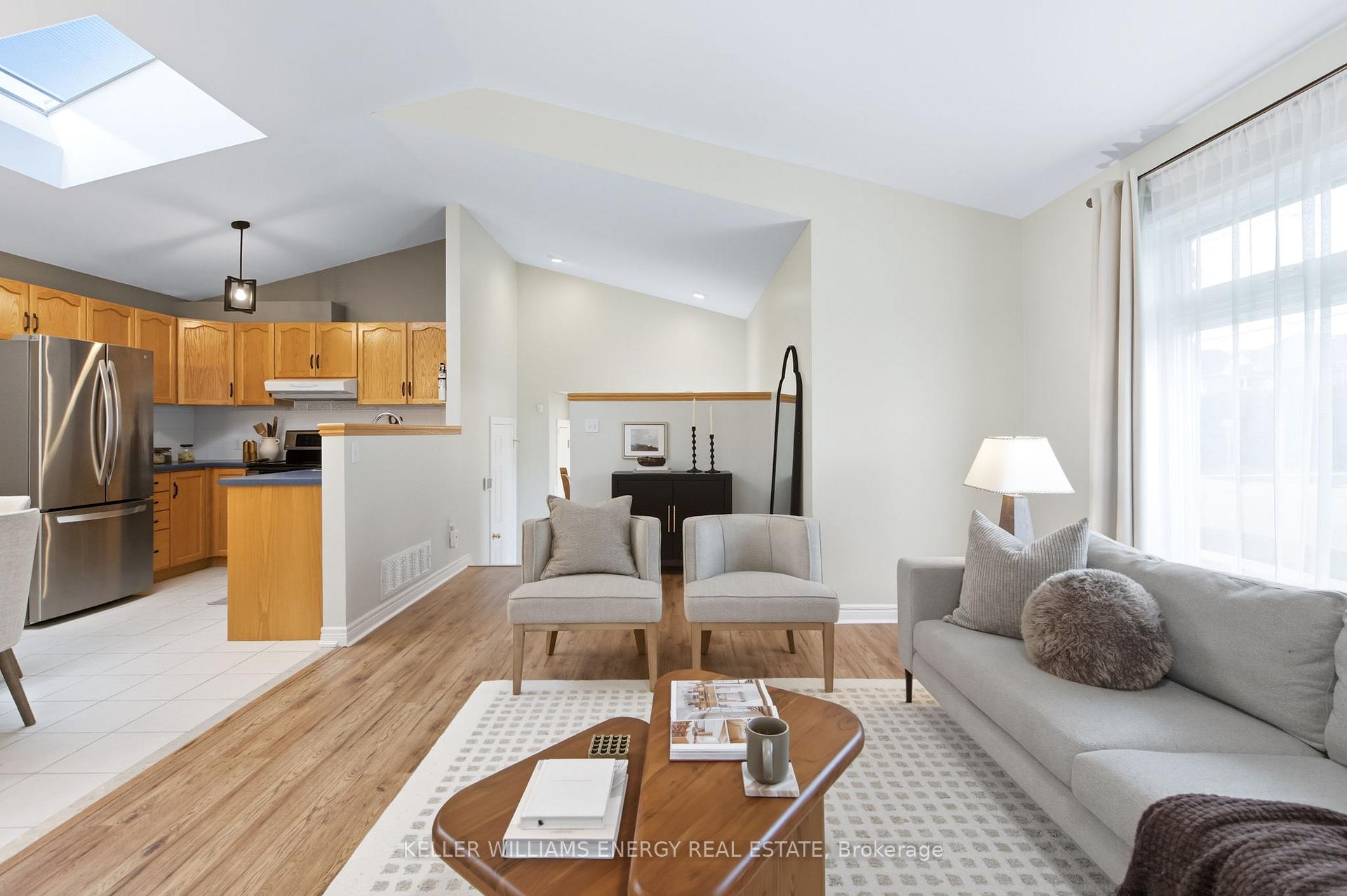 Photo 16 of 1 Daiseyfield Avenue, Clarington, Courtice — HOMEH