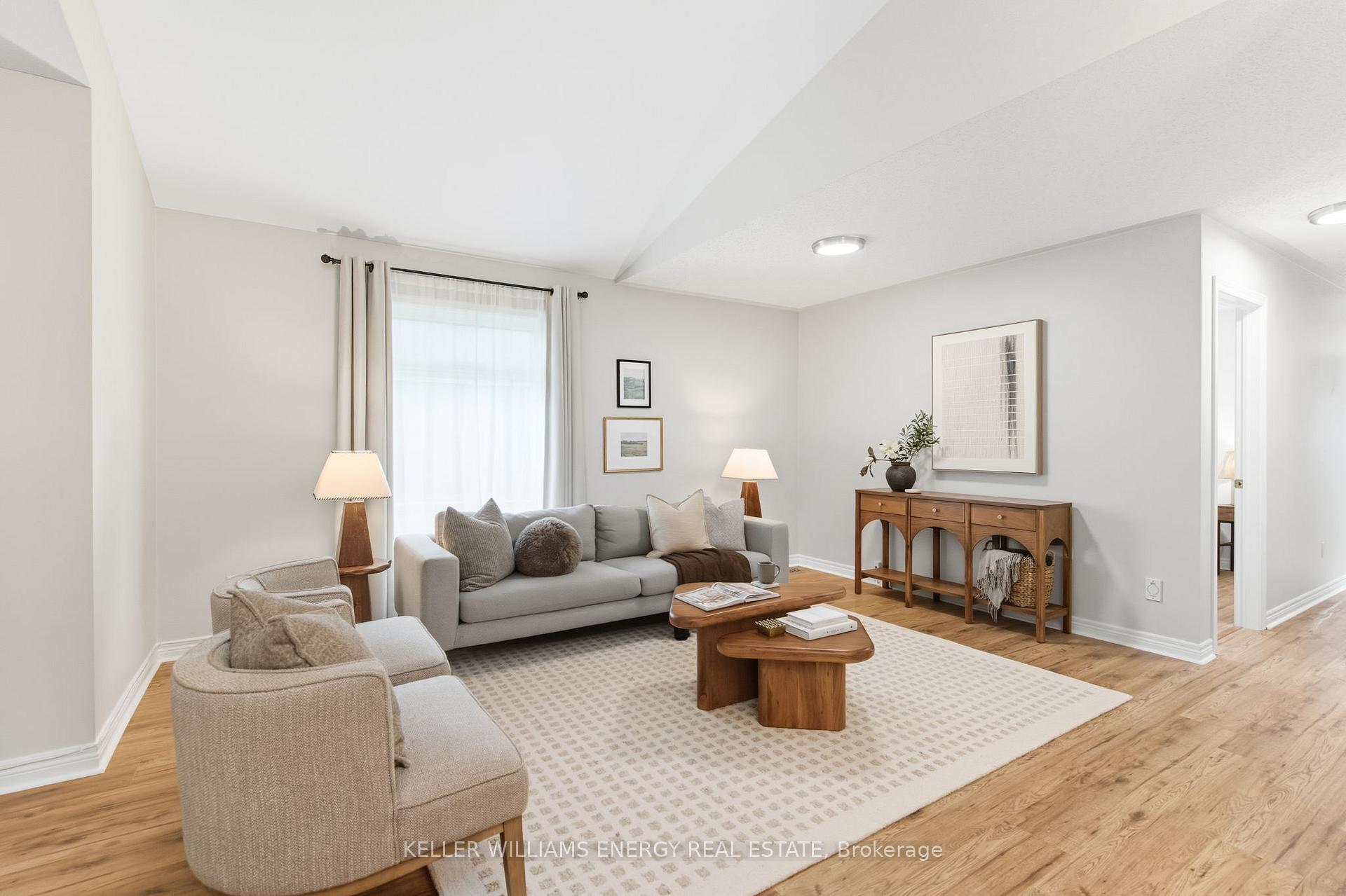 Photo 18 of 1 Daiseyfield Avenue, Clarington, Courtice — HOMEH