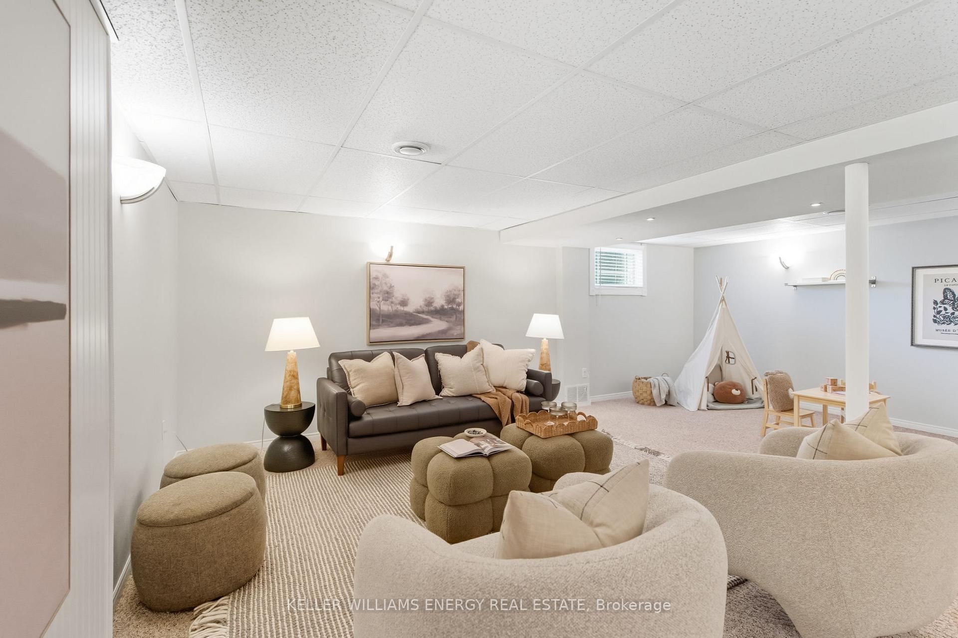 Photo 32 of 1 Daiseyfield Avenue, Clarington, Courtice — HOMEH