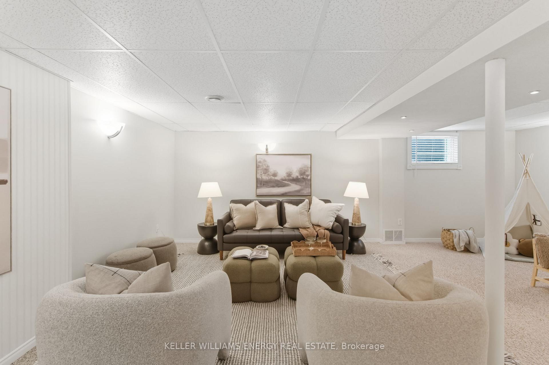 Photo 33 of 1 Daiseyfield Avenue, Clarington, Courtice — HOMEH