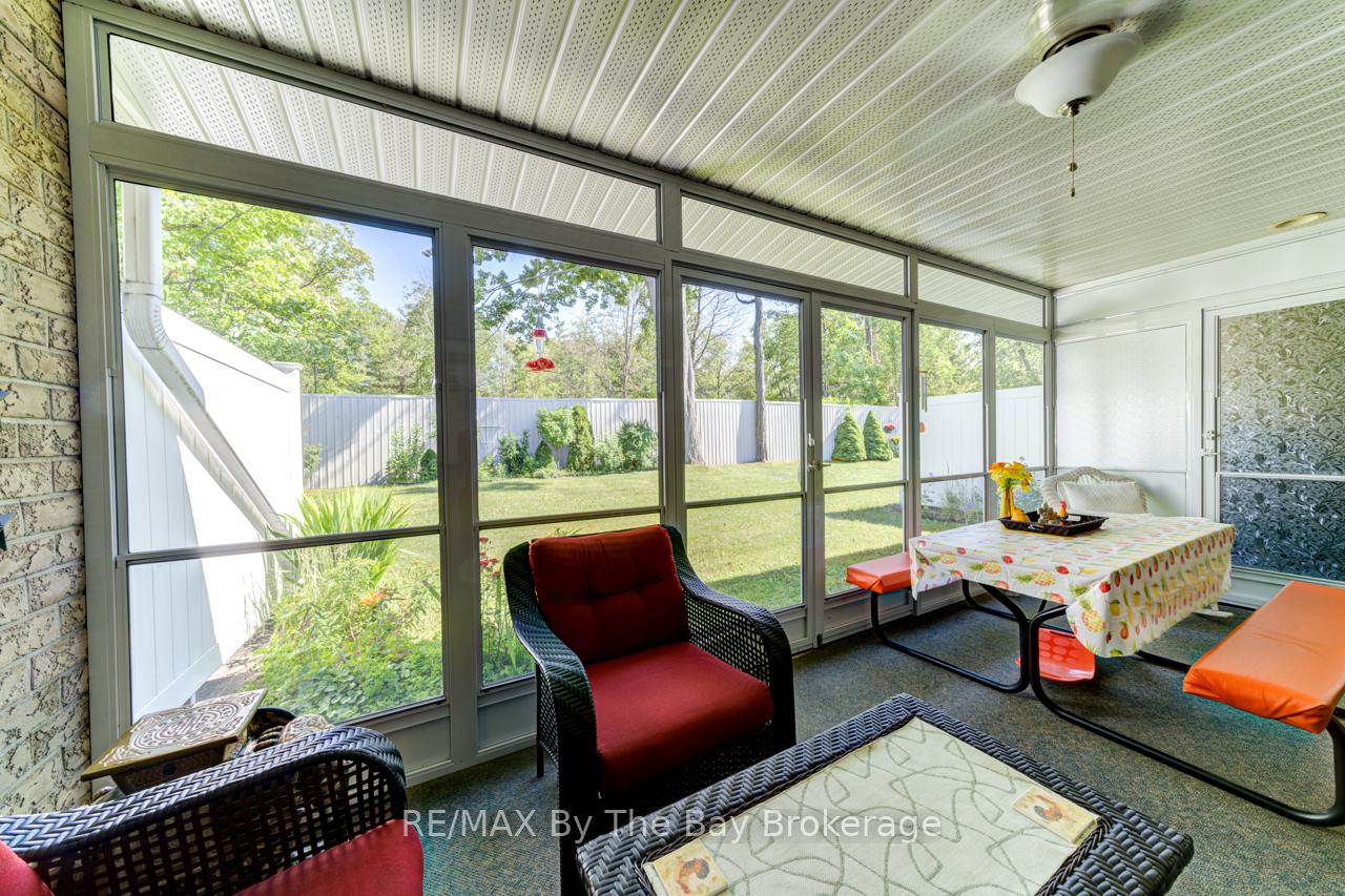 Photo 20 of 45 Meadow Lane, Wasaga Beach — HOMEH