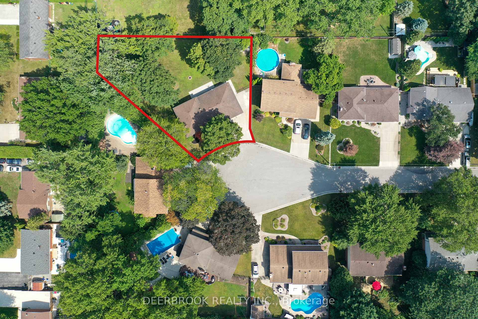 Photo 3 of 5710 Dalton Avenue, LaSalle — HOMEH
