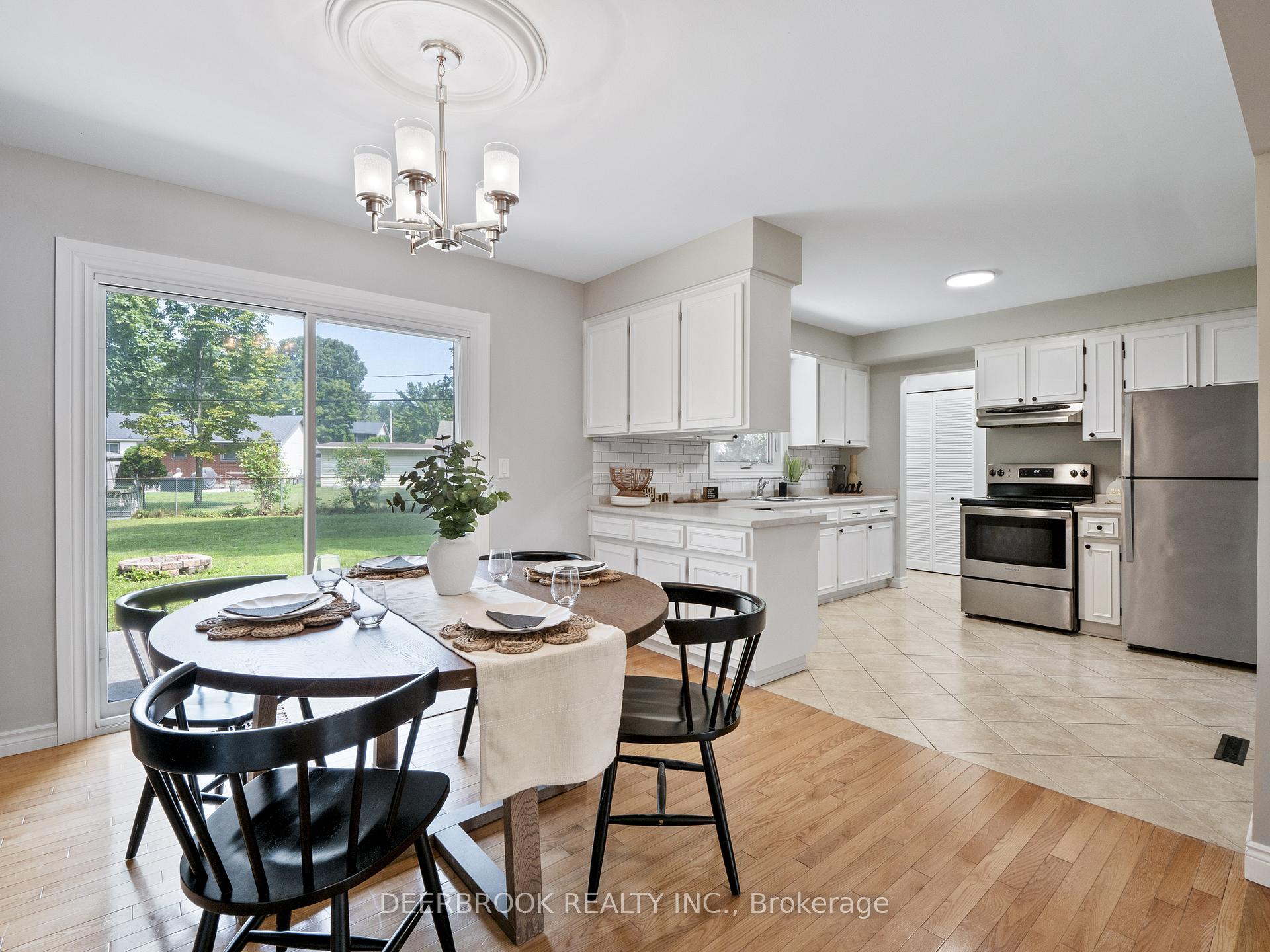 Photo 4 of 5710 Dalton Avenue, LaSalle — HOMEH