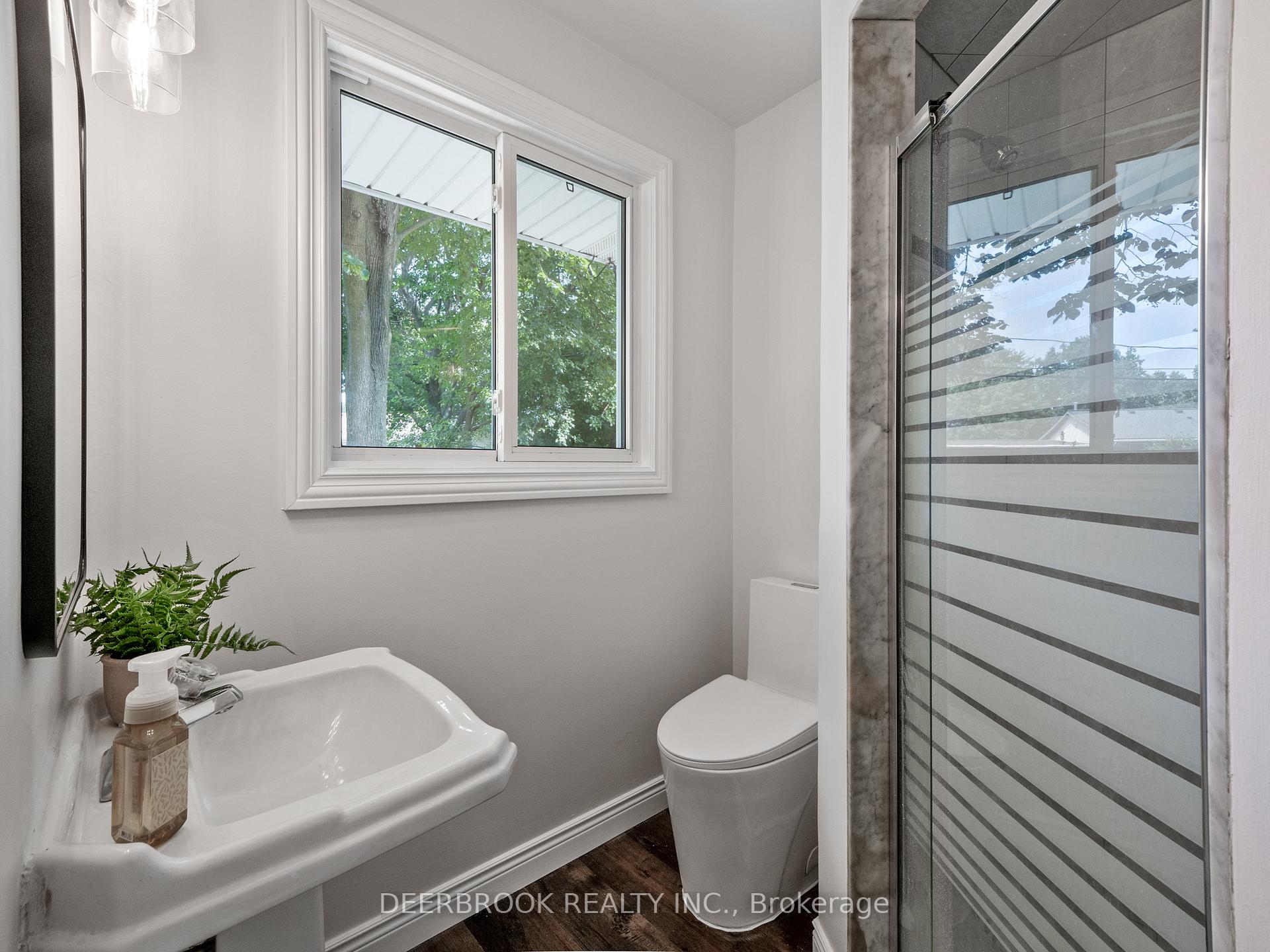 Photo 9 of 5710 Dalton Avenue, LaSalle — HOMEH