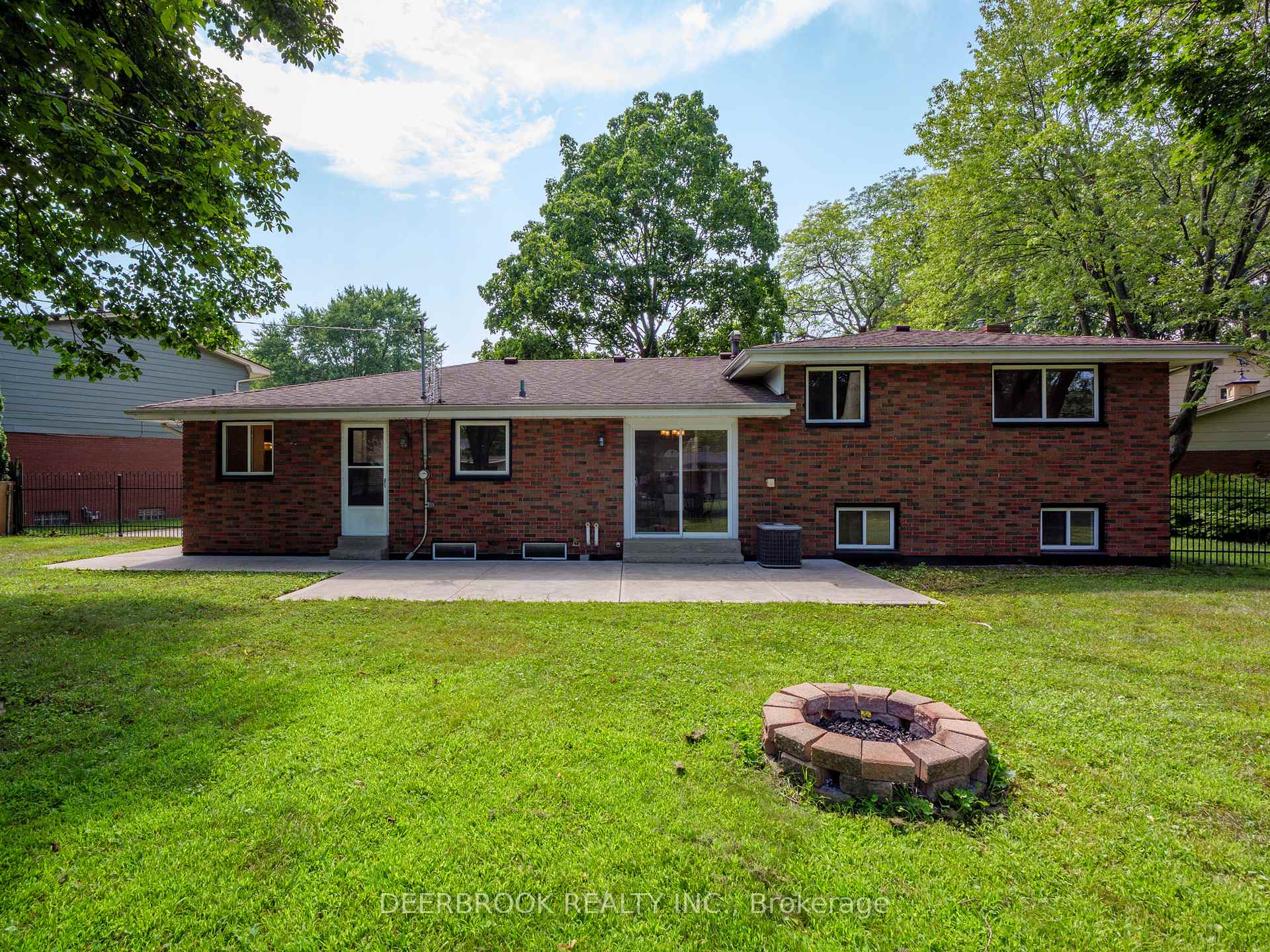 Photo 25 of 5710 Dalton Avenue, LaSalle — HOMEH
