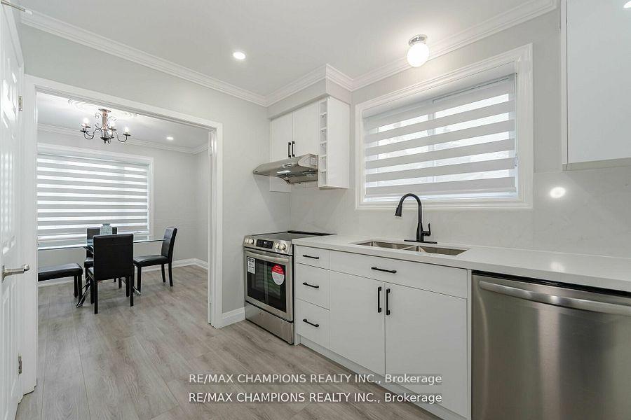 Photo 14 of 53 Beechwood Crescent, Brampton, Avondale — HOMEH