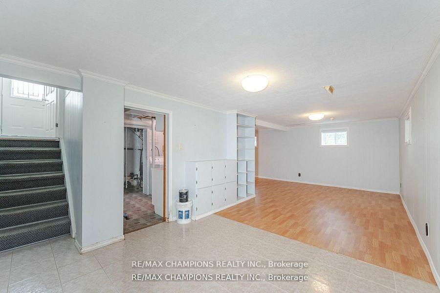 Photo 26 of 53 Beechwood Crescent, Brampton, Avondale — HOMEH