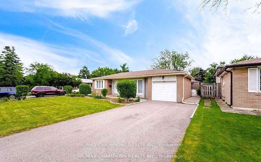Photo 30 of 53 Beechwood Crescent, Brampton, Avondale — HOMEH