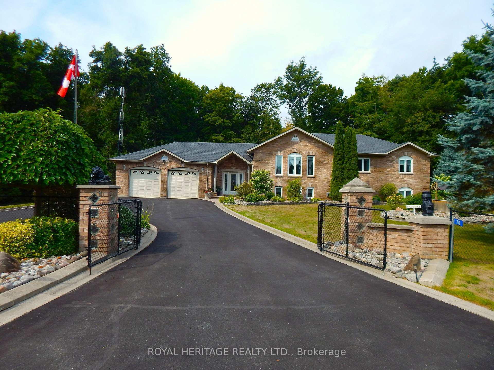 Front of 10 Vicari Road