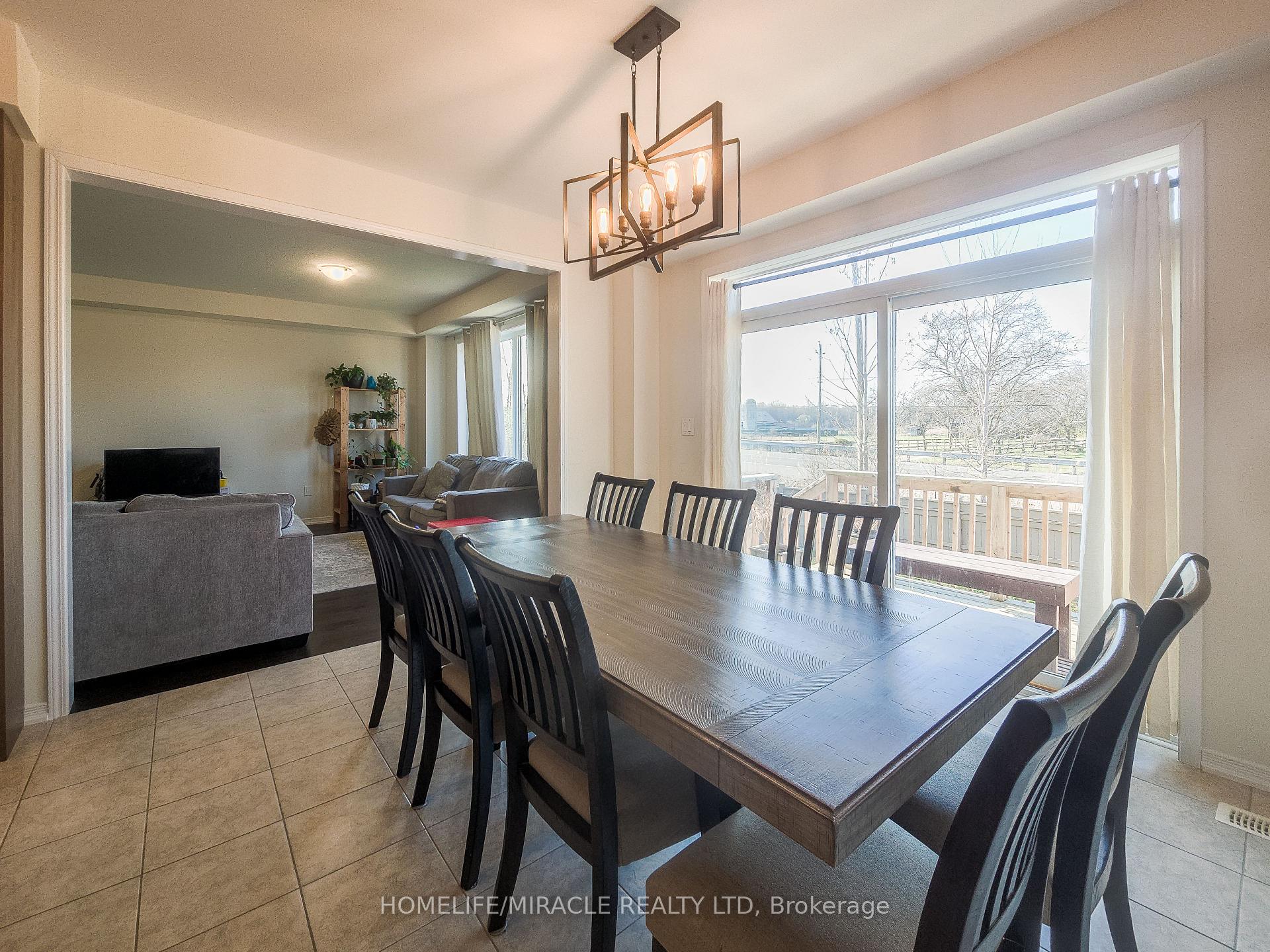 Photo 9 of 48 Esther Crescent, Thorold, Hurricane/Merrittville — HOMEH