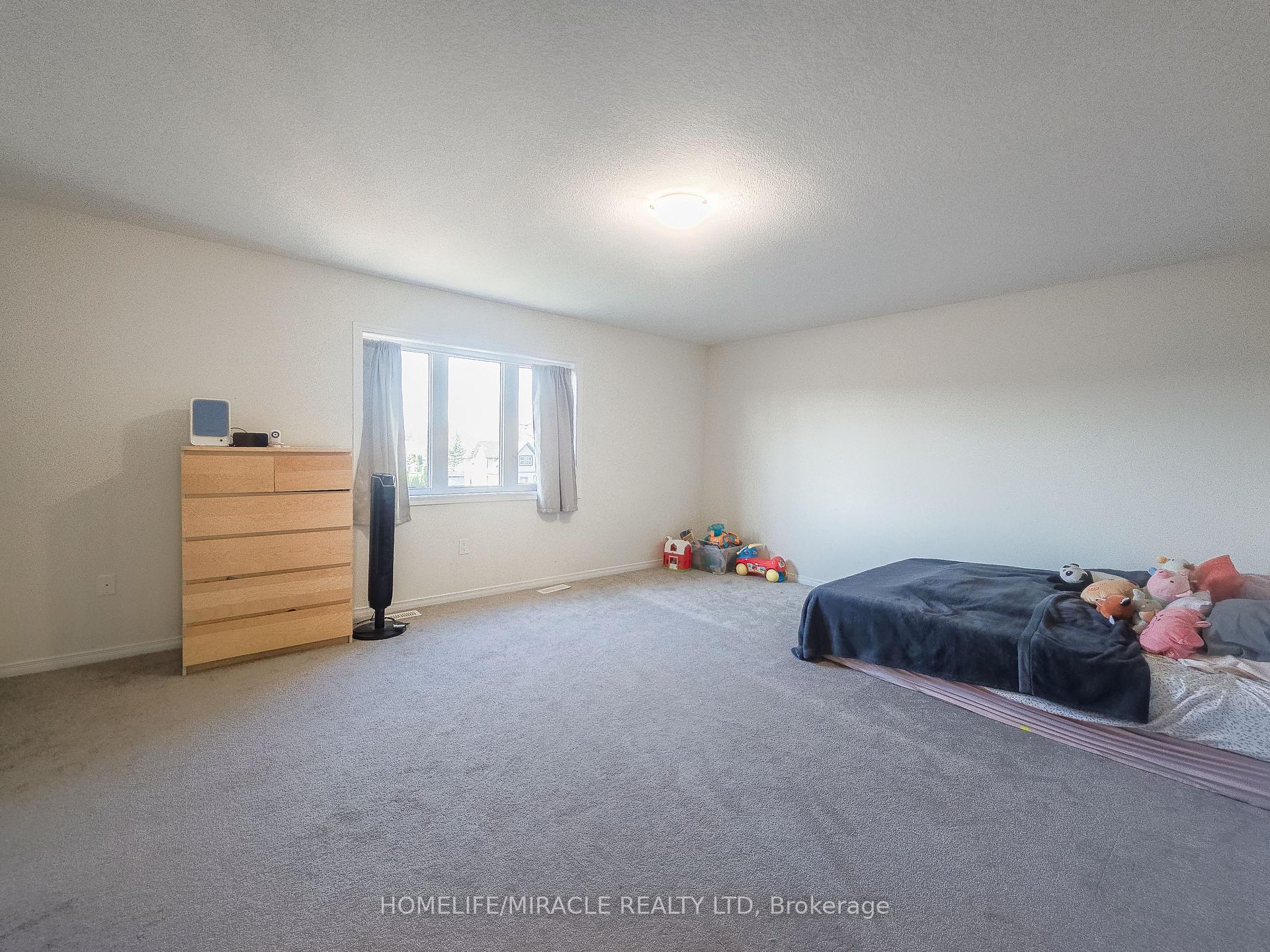 Photo 11 of 48 Esther Crescent, Thorold, Hurricane/Merrittville — HOMEH