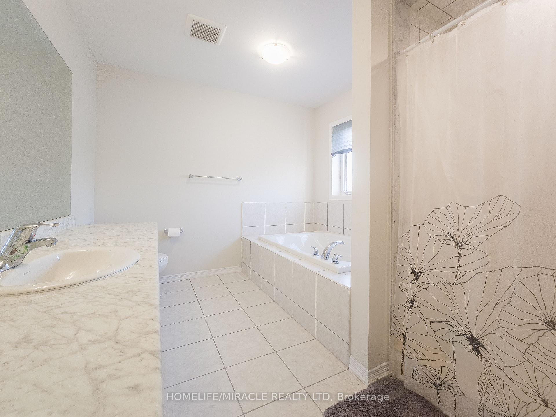 Photo 26 of 48 Esther Crescent, Thorold, Hurricane/Merrittville — HOMEH