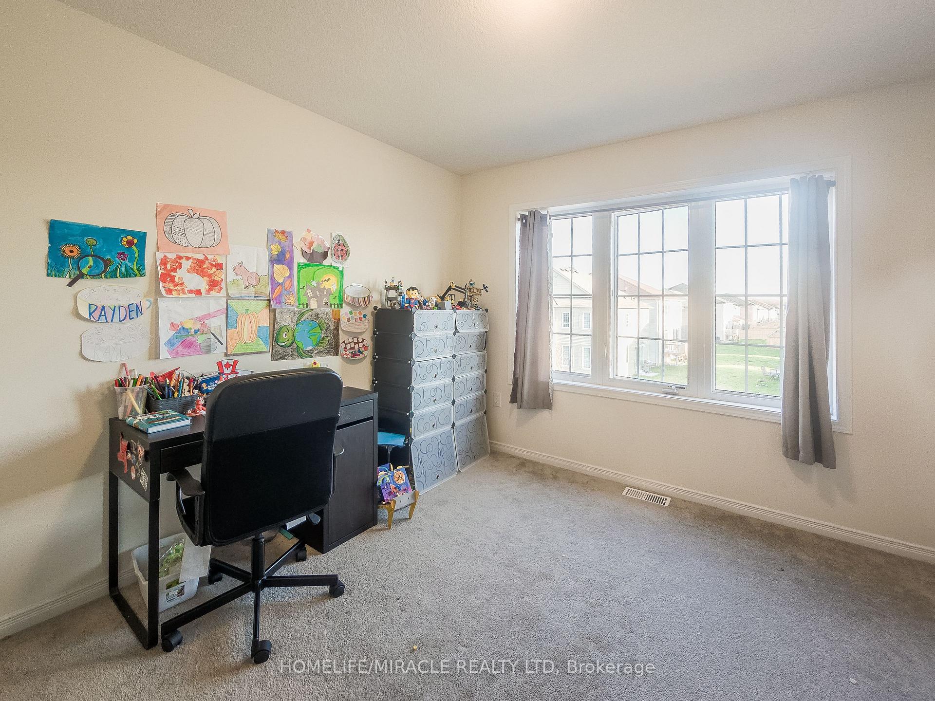Photo 28 of 48 Esther Crescent, Thorold, Hurricane/Merrittville — HOMEH