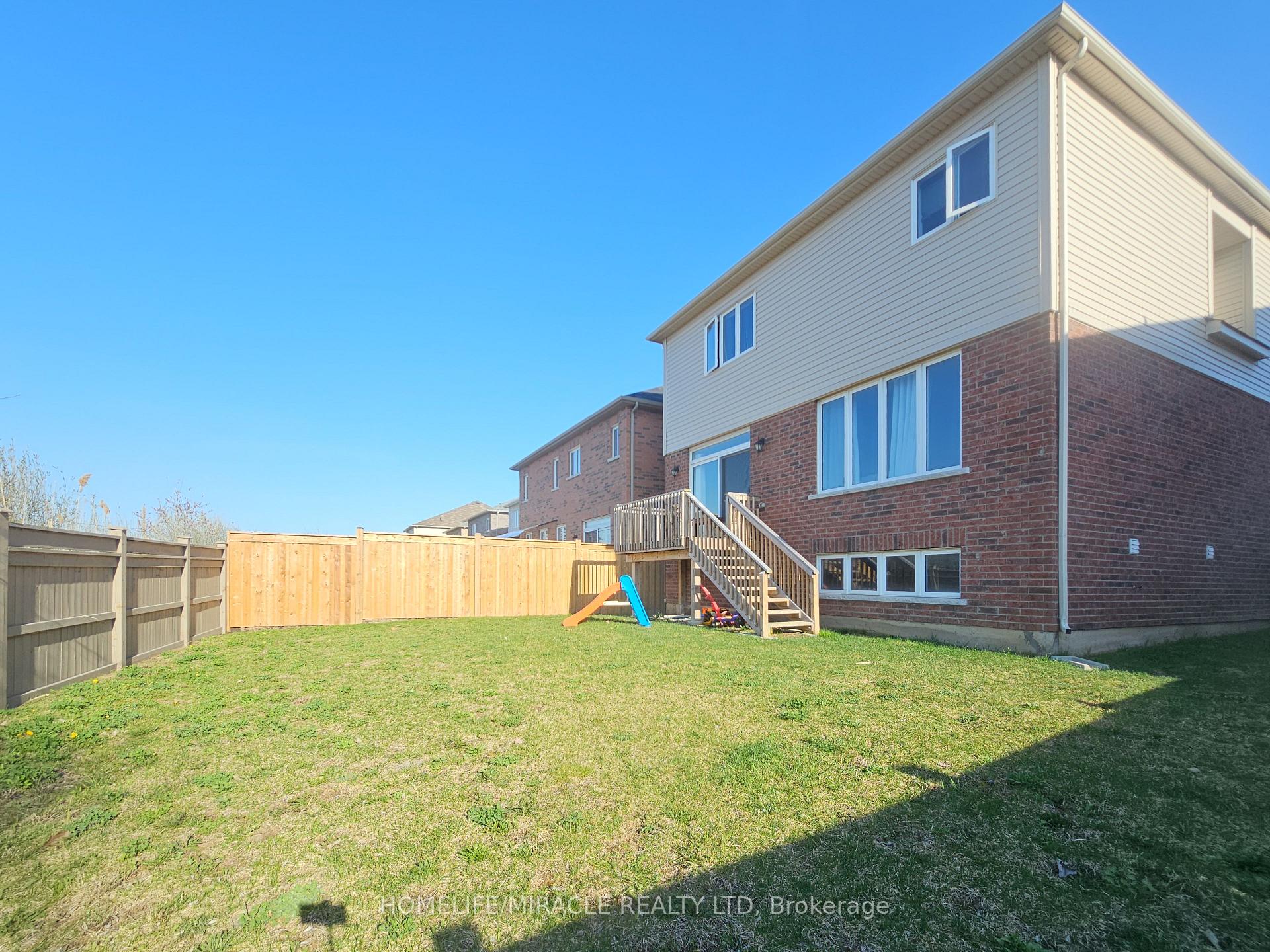 Photo 32 of 48 Esther Crescent, Thorold, Hurricane/Merrittville — HOMEH