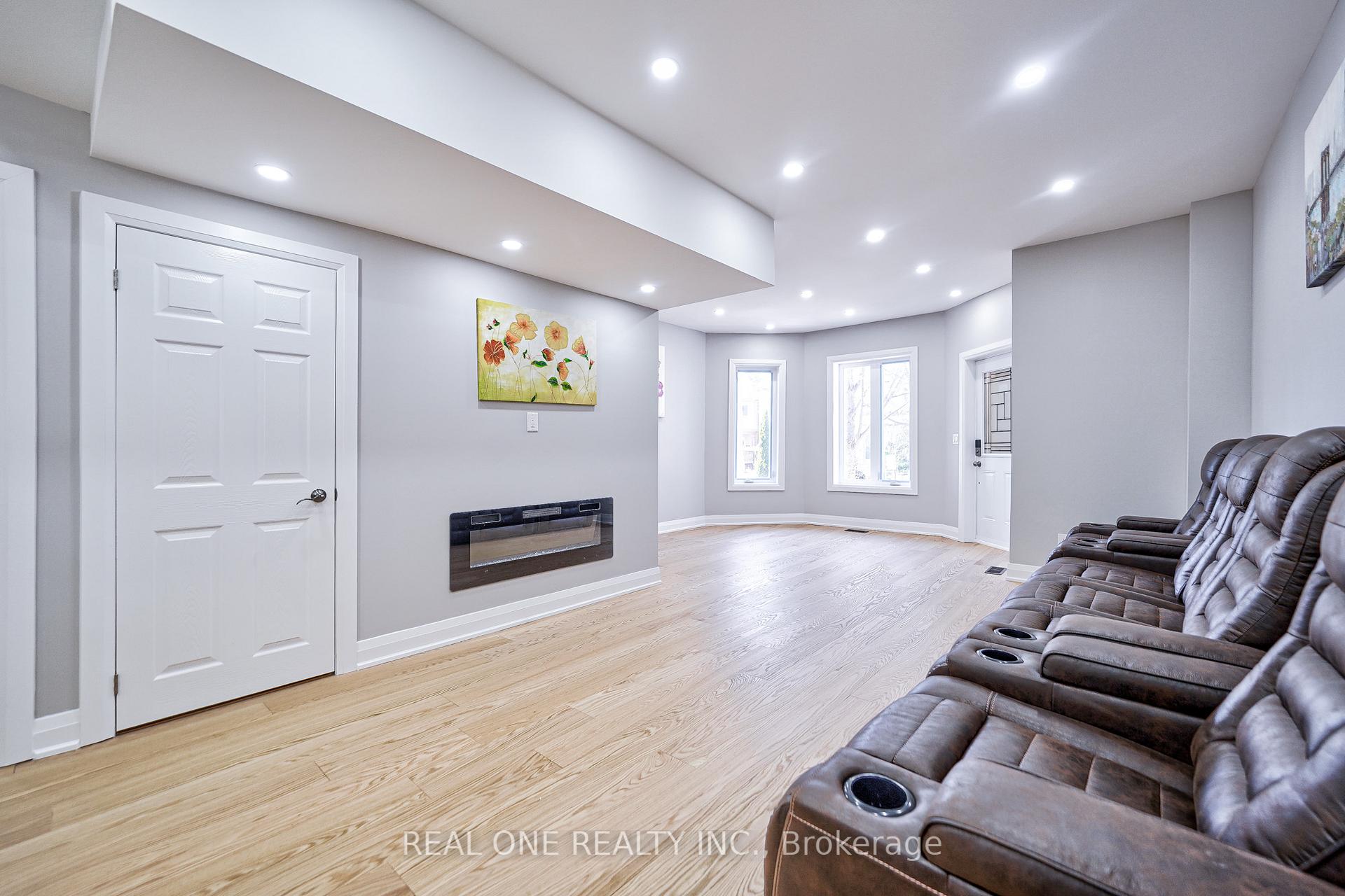 Photo 4 of 157 Glenholme Avenue, Toronto, Oakwood Village — HOMEH