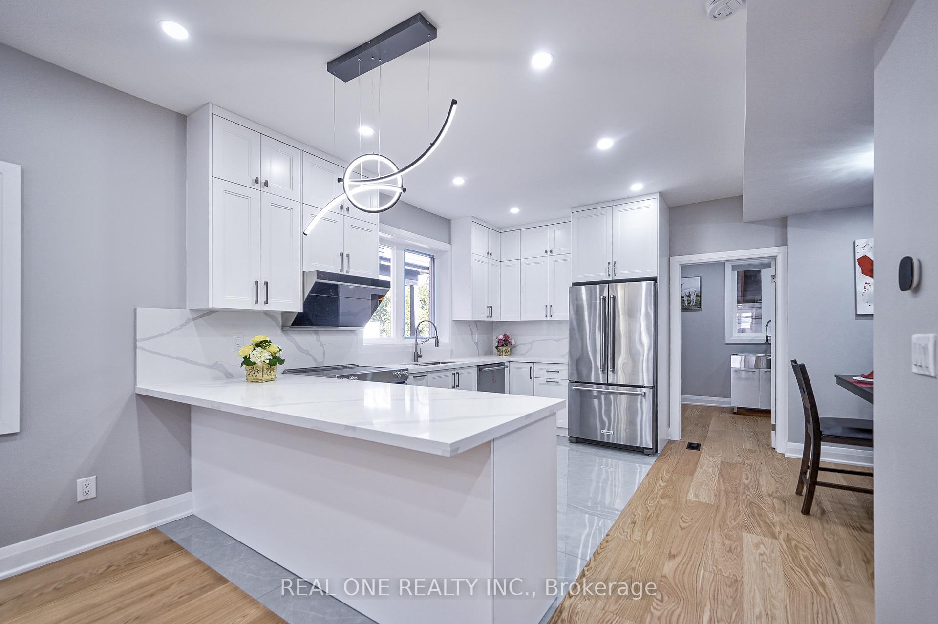 Photo 11 of 157 Glenholme Avenue, Toronto, Oakwood Village — HOMEH