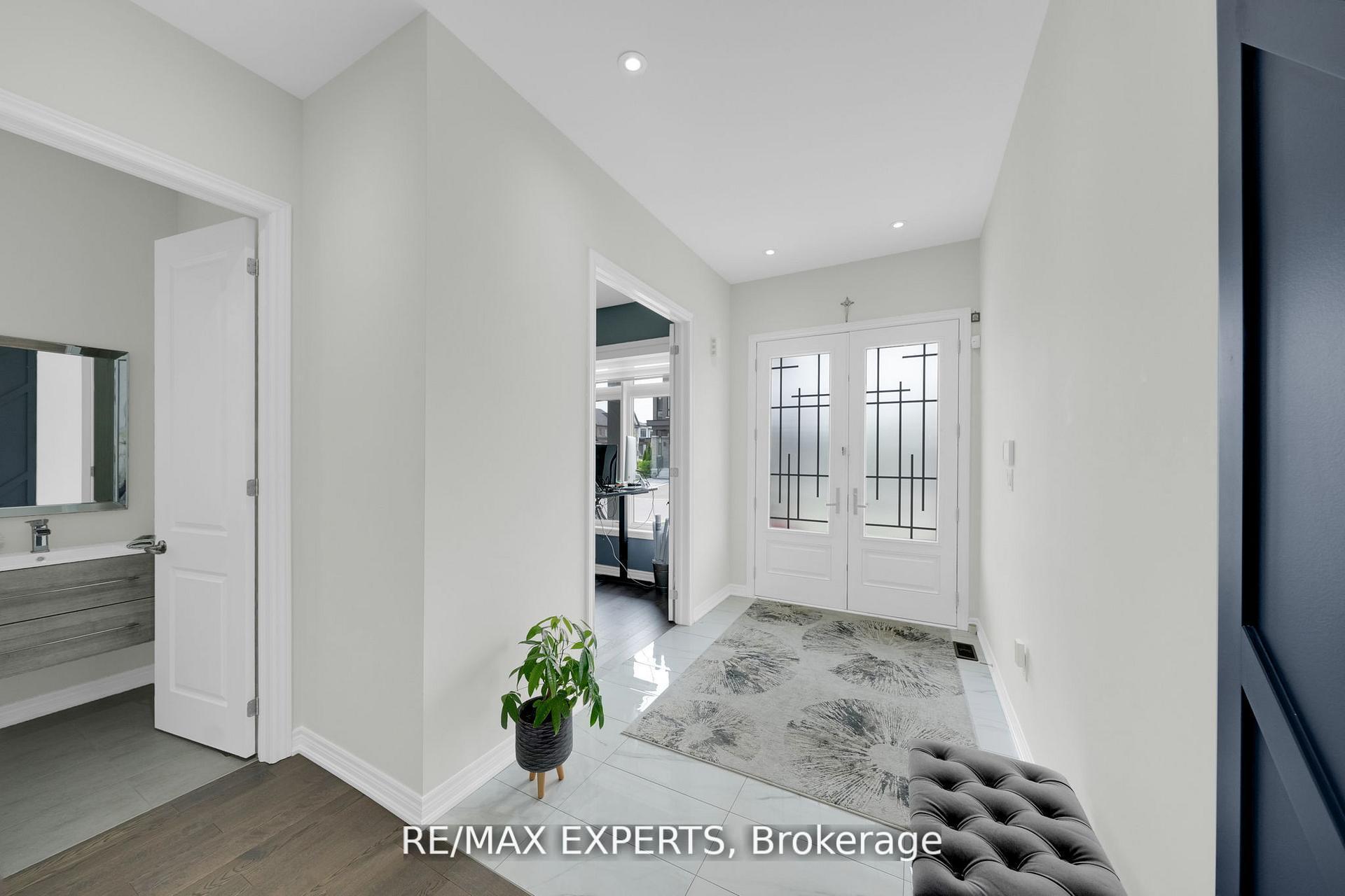 Photo 6 of 74 Ryerson Drive, Vaughan, Kleinburg — HOMEH